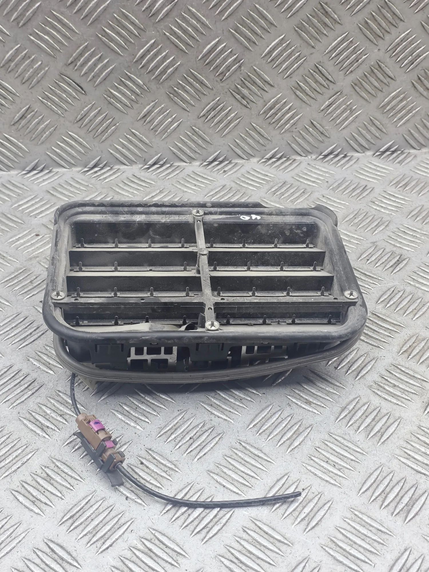Mercedes-Benz A (W176) Body ventilation grilles Body ventilation grilles — MERCEDES BENZ S-CLAS...