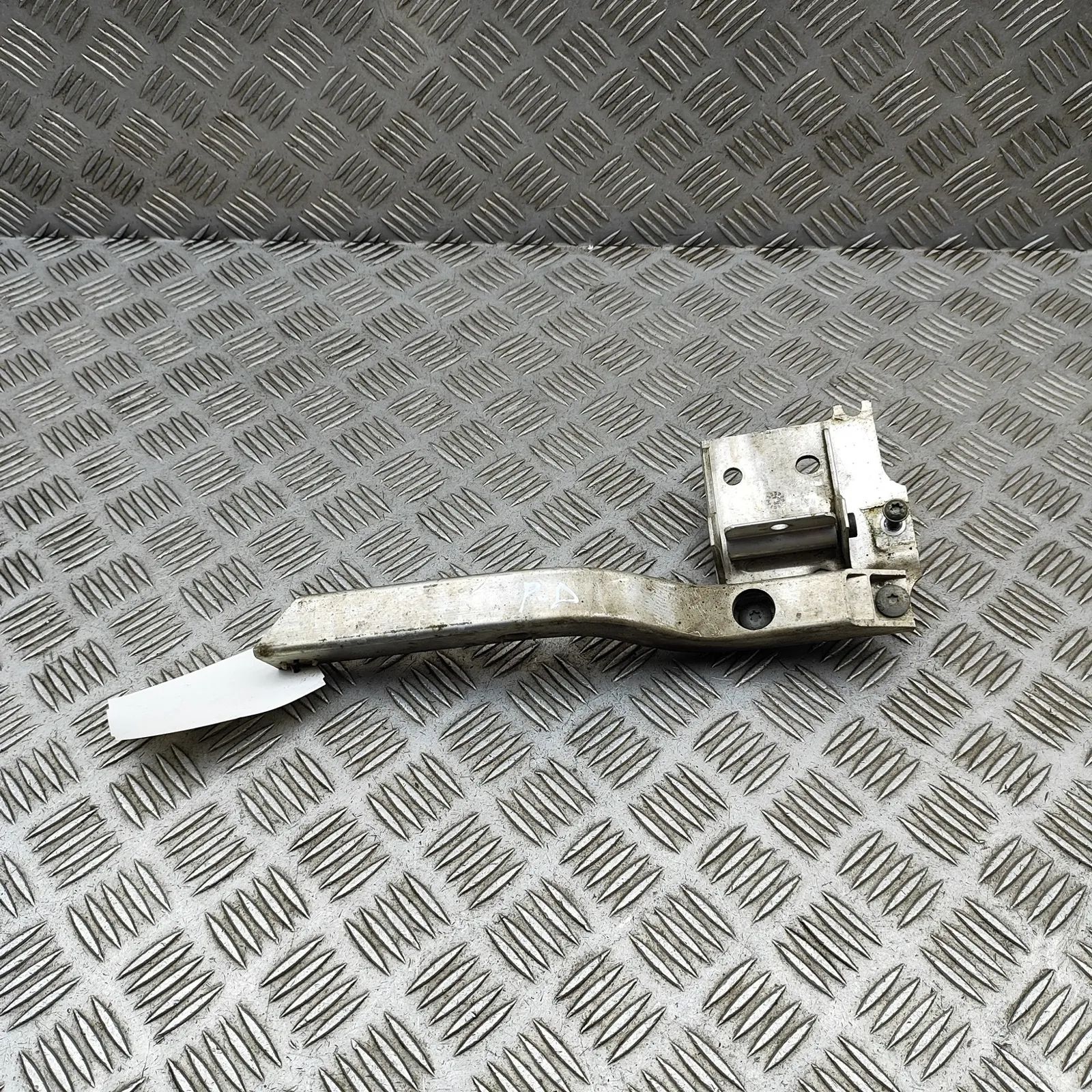BMW 5 (F10 / F11) Right Side Crash Absorber Right Side Crash Absorber — BMW 5 Touring F11 (...