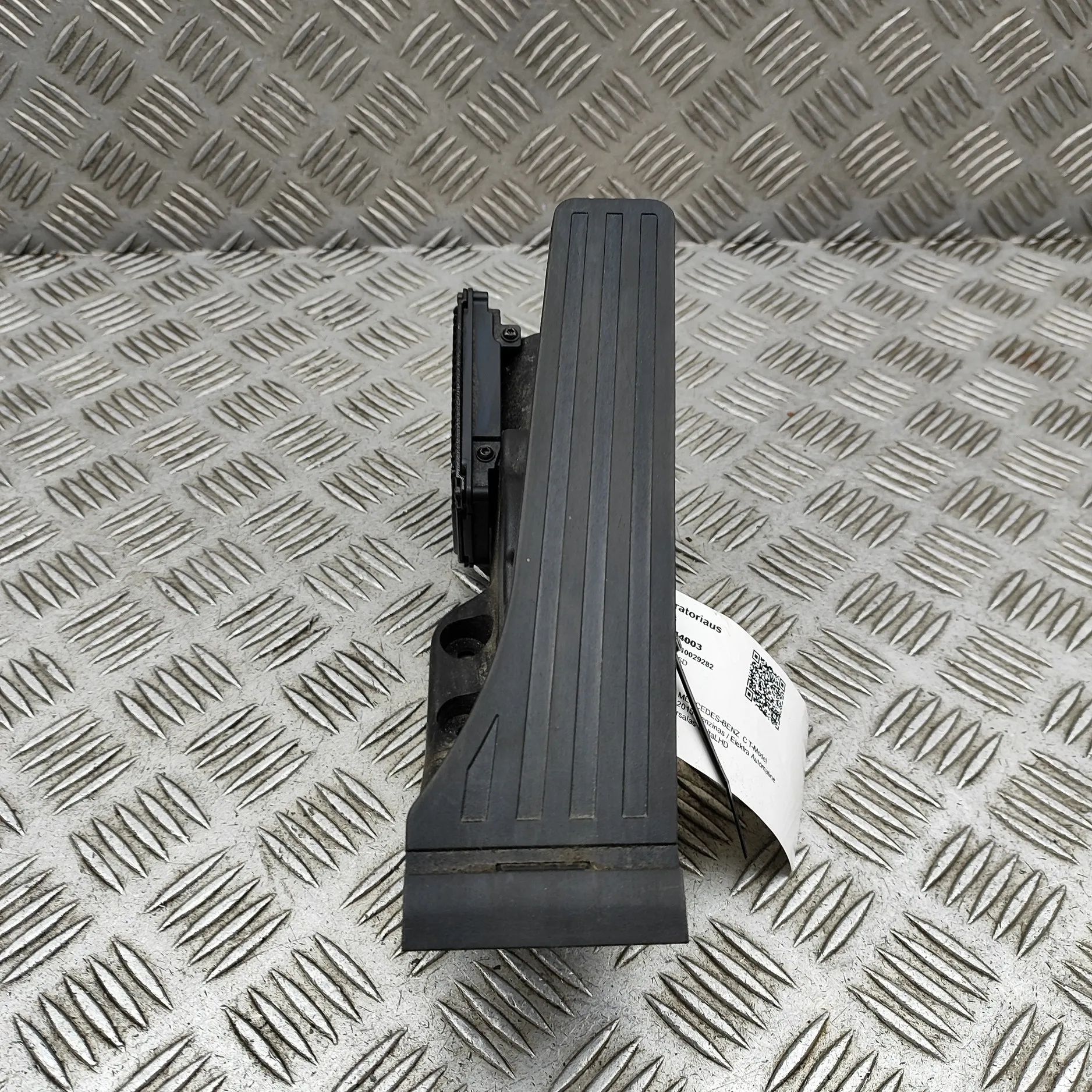 Mercedes-Benz A (W176) Throttle Pedal Throttle Pedal — MERCEDES BENZ C-CLASS (W205) (...