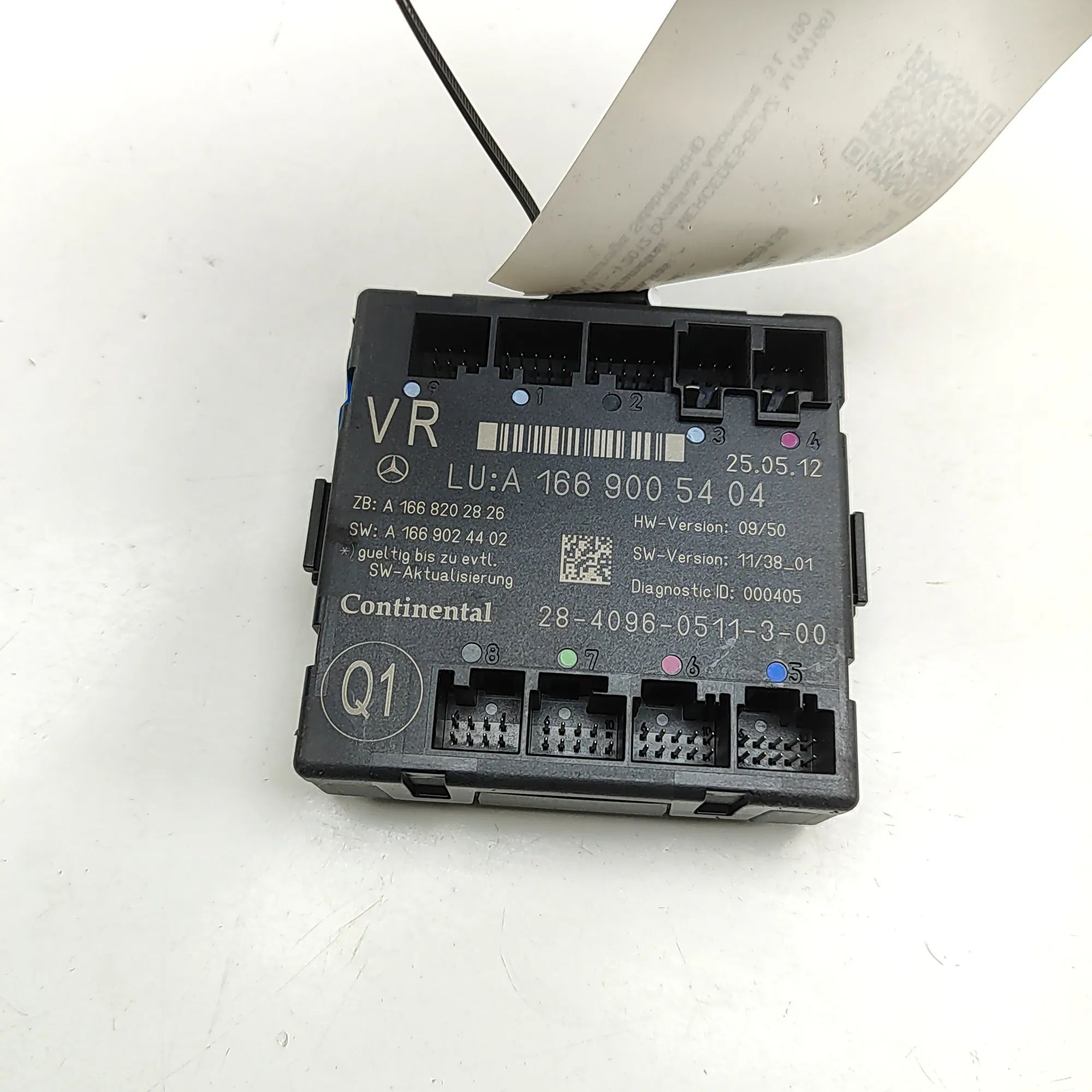 Mercedes-Benz A (W169) Door control unit — front right Door control unit — front right — MERCEDES BENZ...