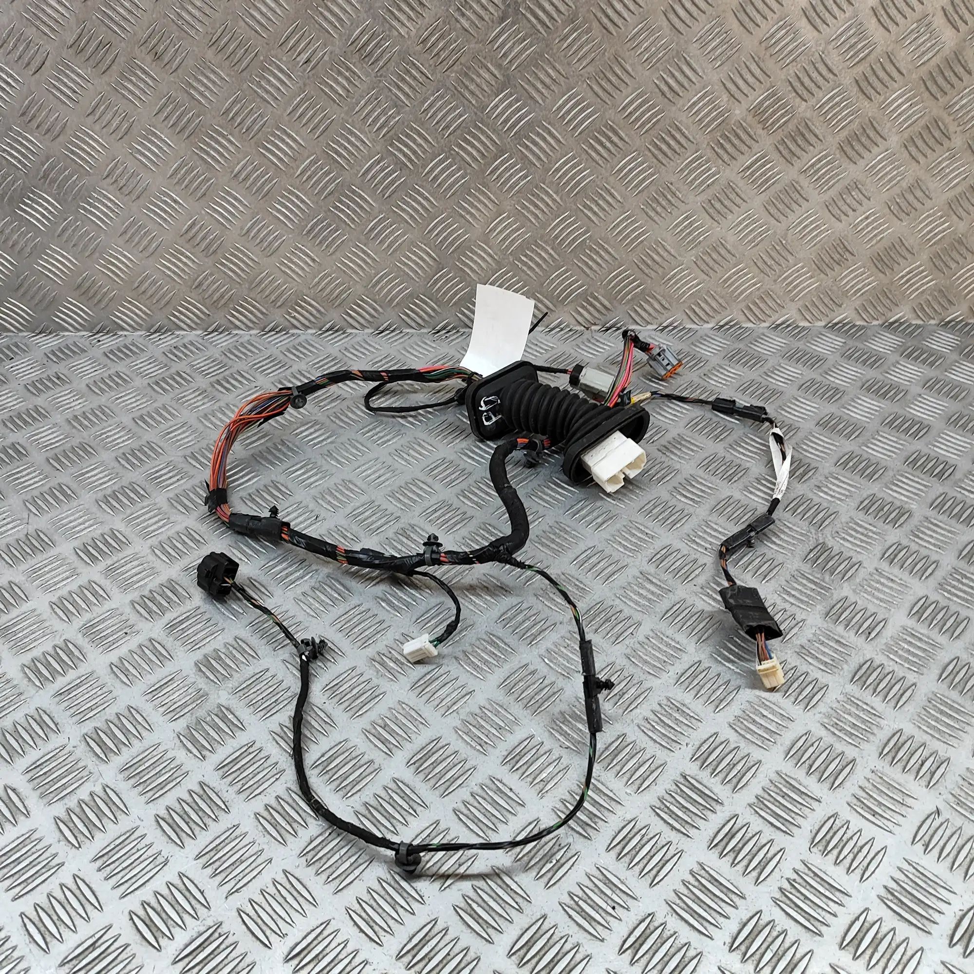 Dodge Charger Door wiring — front right Door wiring — front right — DODGE CHARGER (2005...