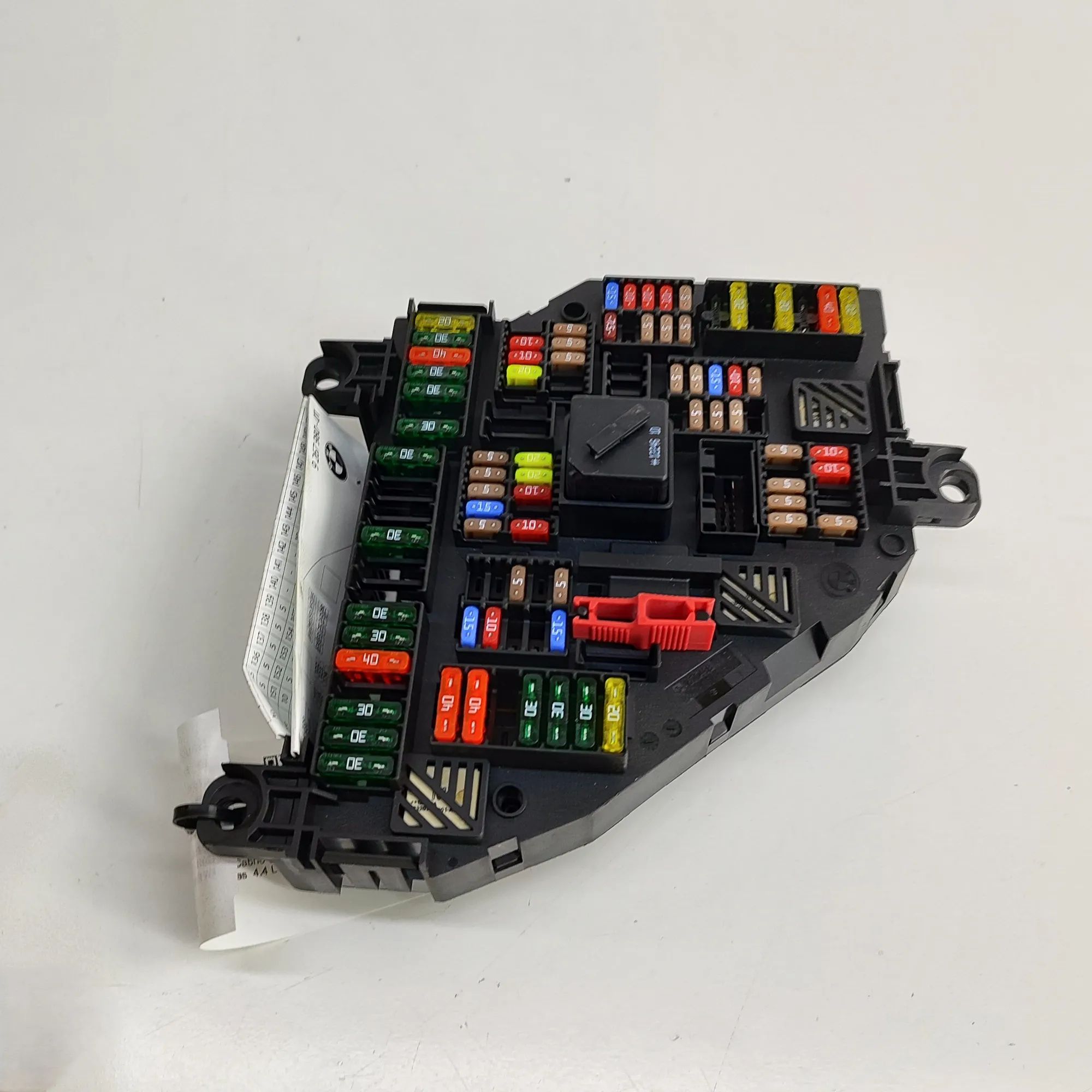 BMW 6 (F06 / F12 / F13) Fuse Box Module Fuse Box Module — BMW 6 Cabrio F12 (2011-2018) ...
