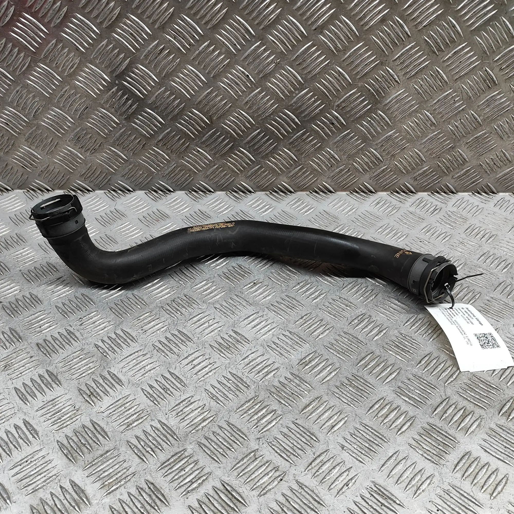 Mercedes-Benz A (W176) Coolant hose Coolant hose — MERCEDES BENZ E-CLASS (W213) (20...