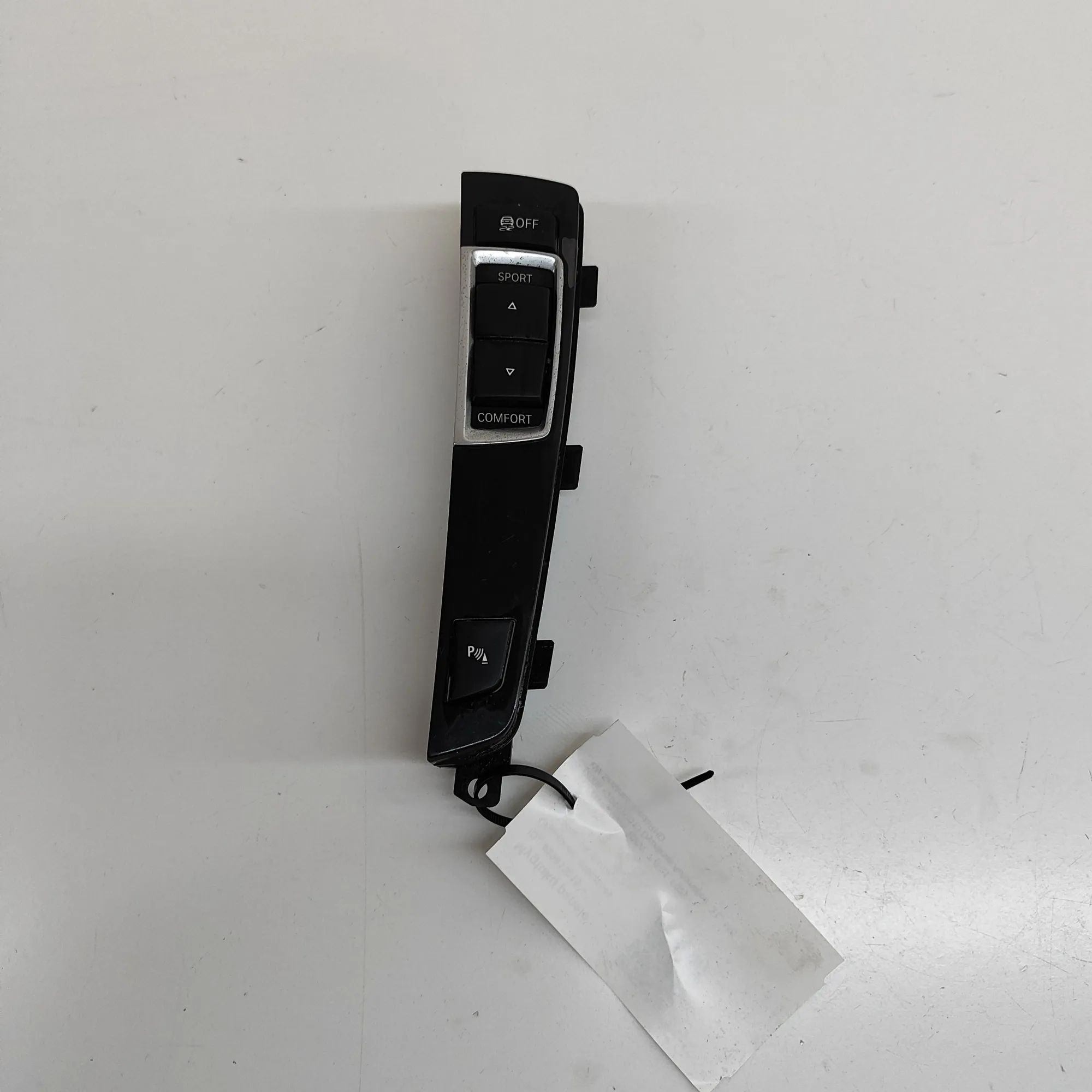 BMW 7 (F01 / F02 / F03 / F04) Button Switch Panel Button Switch Panel — BMW 7 F01, F02 (2008-2015...