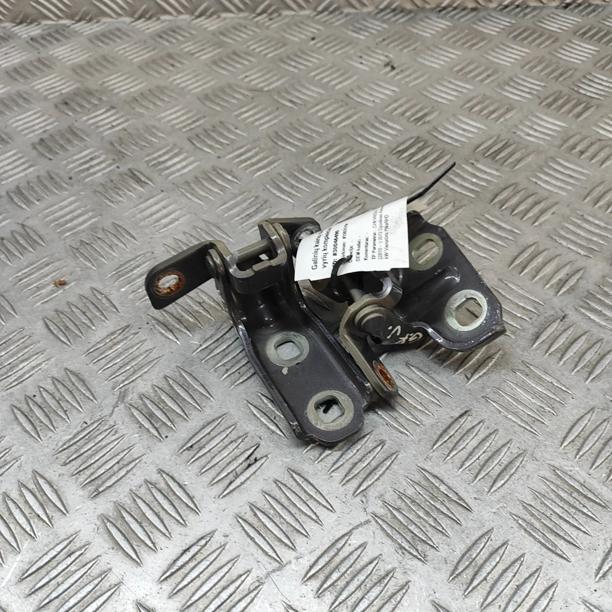Chevrolet Orlando Door hinge set — rear left Door hinge set — rear left — CHEVROLET ORLANDO ...