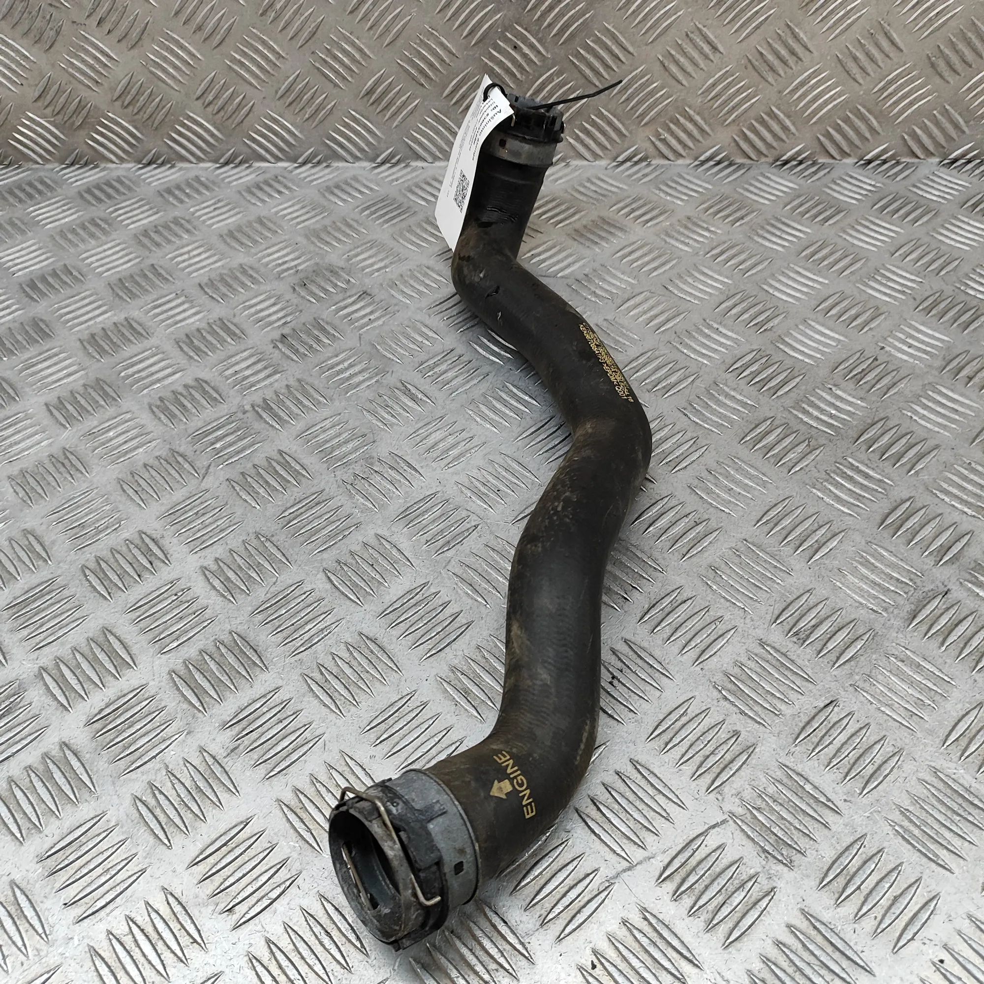 Mercedes-Benz A (W176) Шланг системы охлаждения Coolant hose — MERCEDES BENZ E-CLASS (W213) (20...