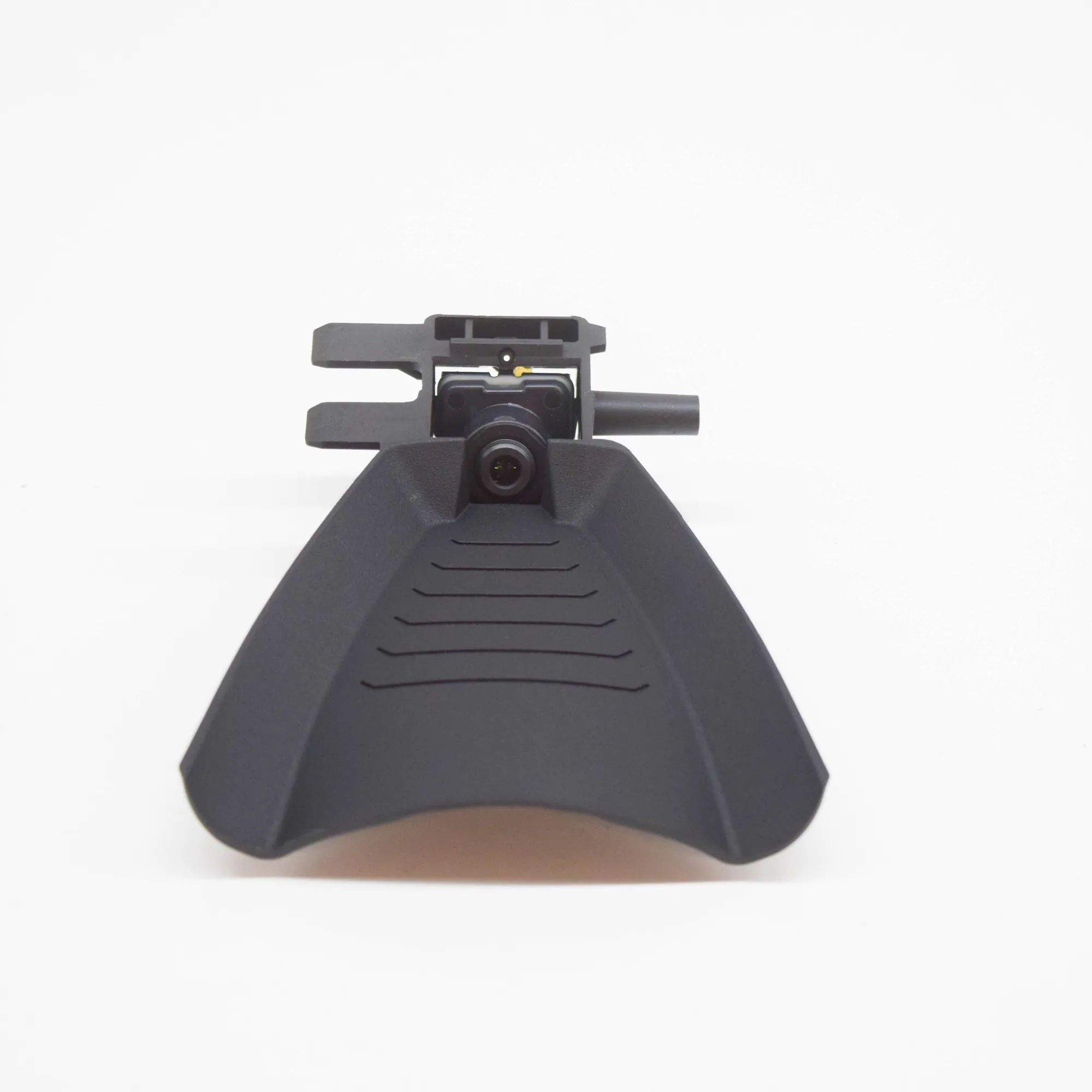 BMW 2 (F22 / F23) Camera — front Camera — front — BMW 2 Gran Tourer F46 (2014-20...