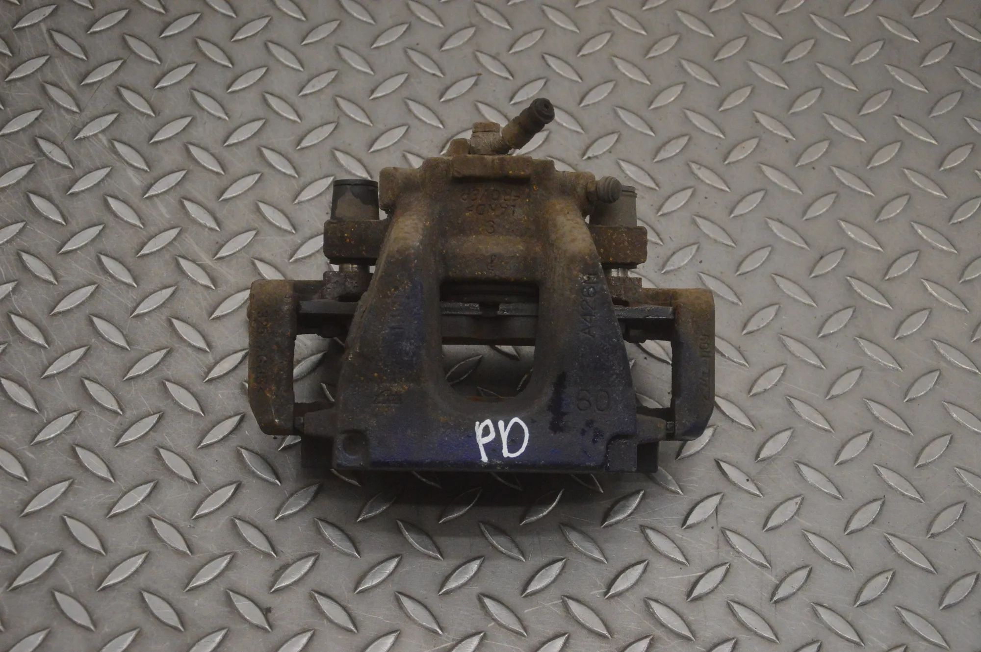 Jaguar XF Brake caliper — front right Brake caliper — front right — JAGUAR XF X260 (2...