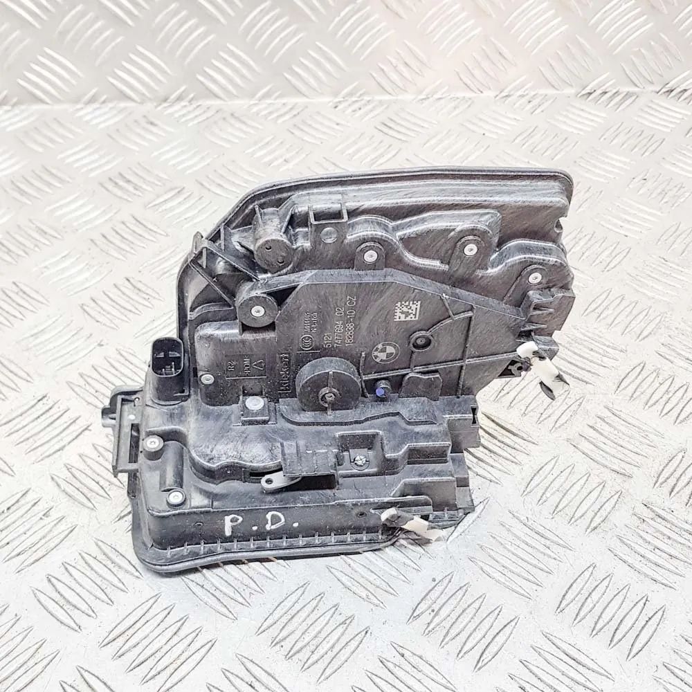 BMW 7 (G11 / G12) Front Right Door Lock Front Right Door Lock — BMW 7 G11, G12 (2014-20...