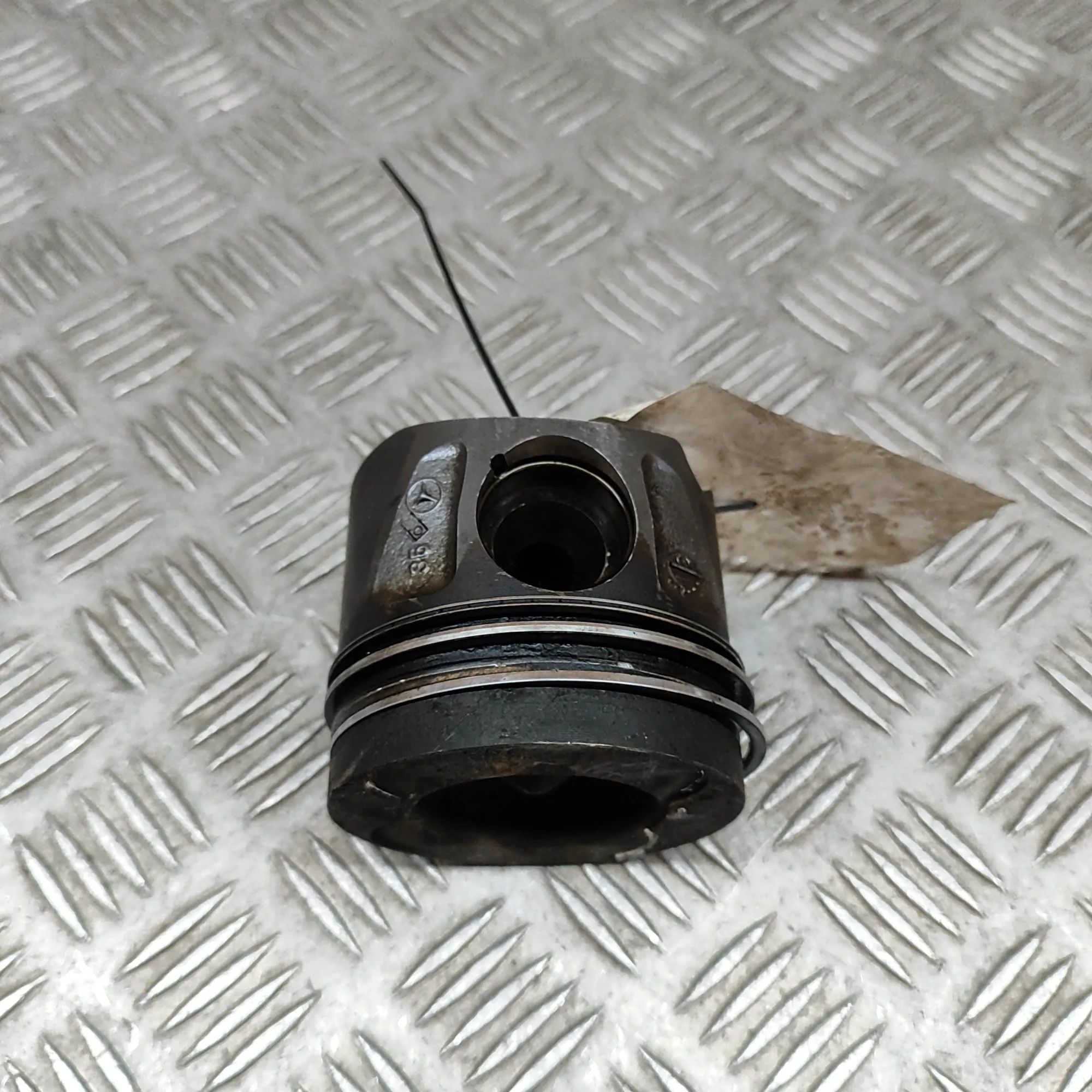 Mercedes-Benz A (W169) Piston Piston — MERCEDES BENZ R-CLASS (W251) (2006-201...