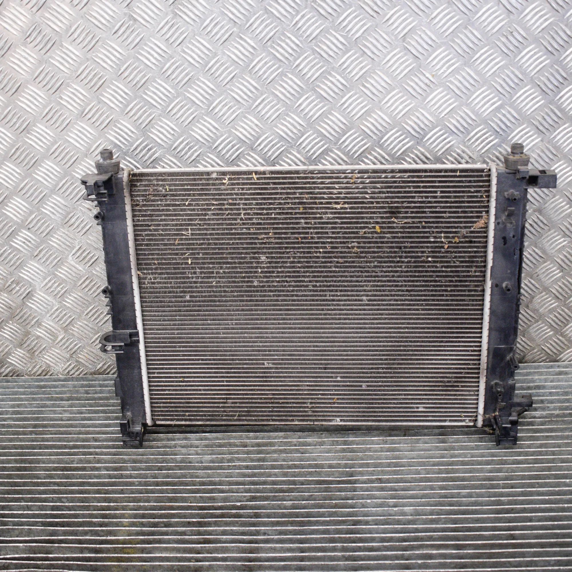 Dacia Sandero Cooling Radiator Cooling Radiator — DACIA SANDERO II (2012-PRESE...