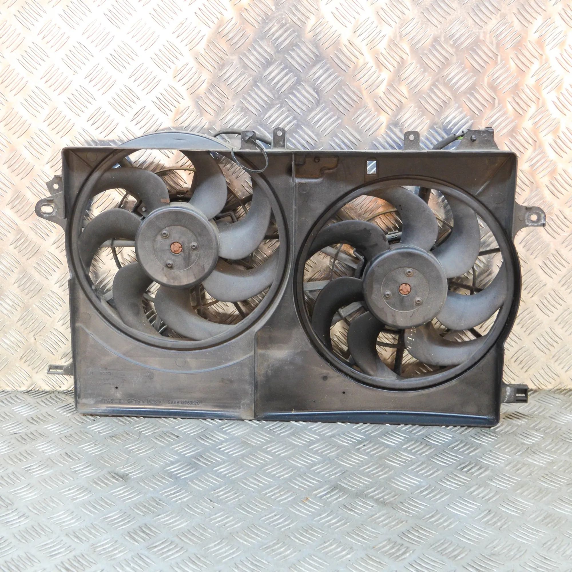 Saab 9-5 Engine Cooling Fan Shroud Engine Cooling Fan Shroud — SAAB 9-5 Estate YS3...