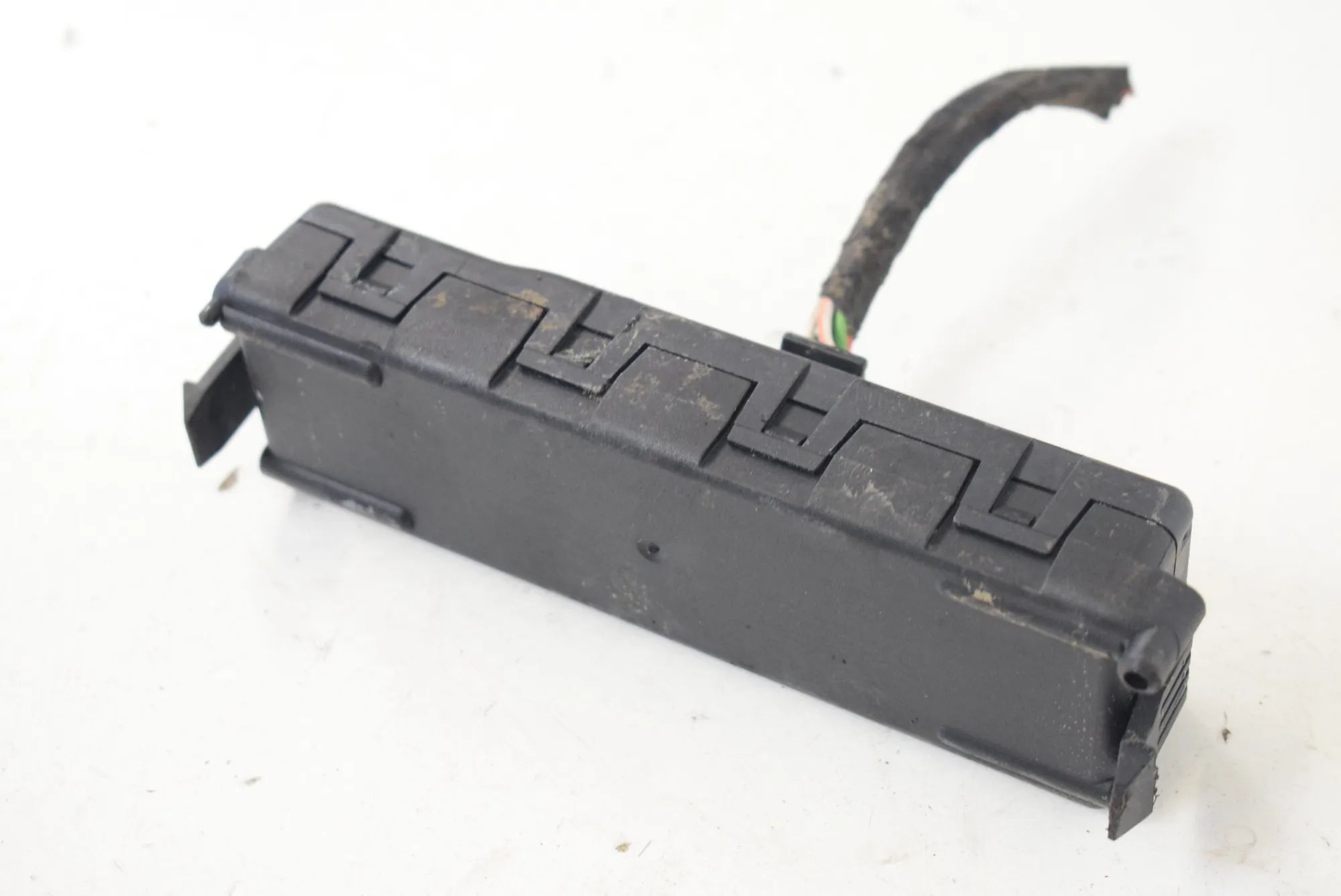 Chrysler 300C Front Right Seat Control Unit Front Right Seat Control Unit — CHRYSLER 300 C ...