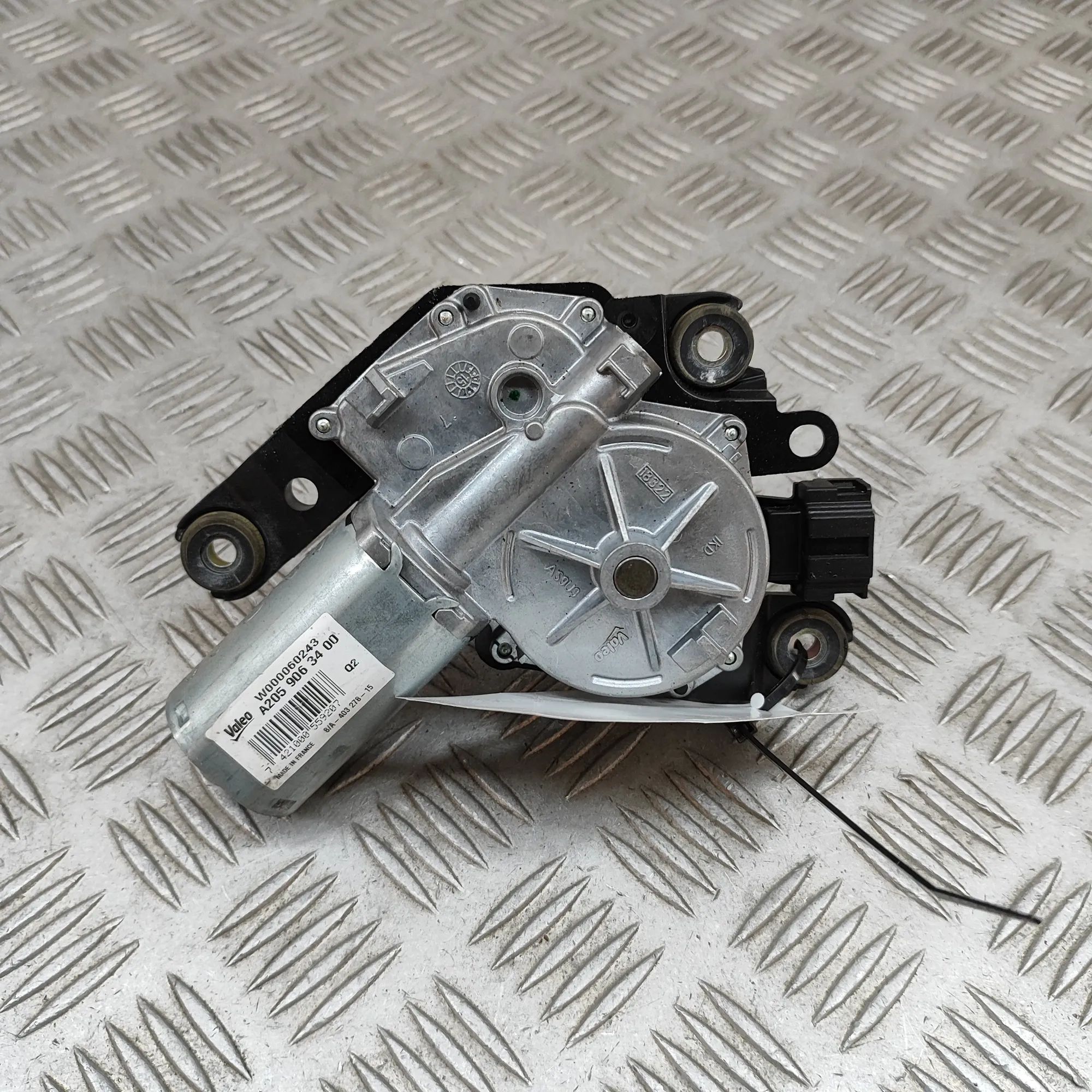 Mercedes-Benz A (W176) Tailgate wiper motor Tailgate wiper motor — MERCEDES BENZ C-CLASS (W...