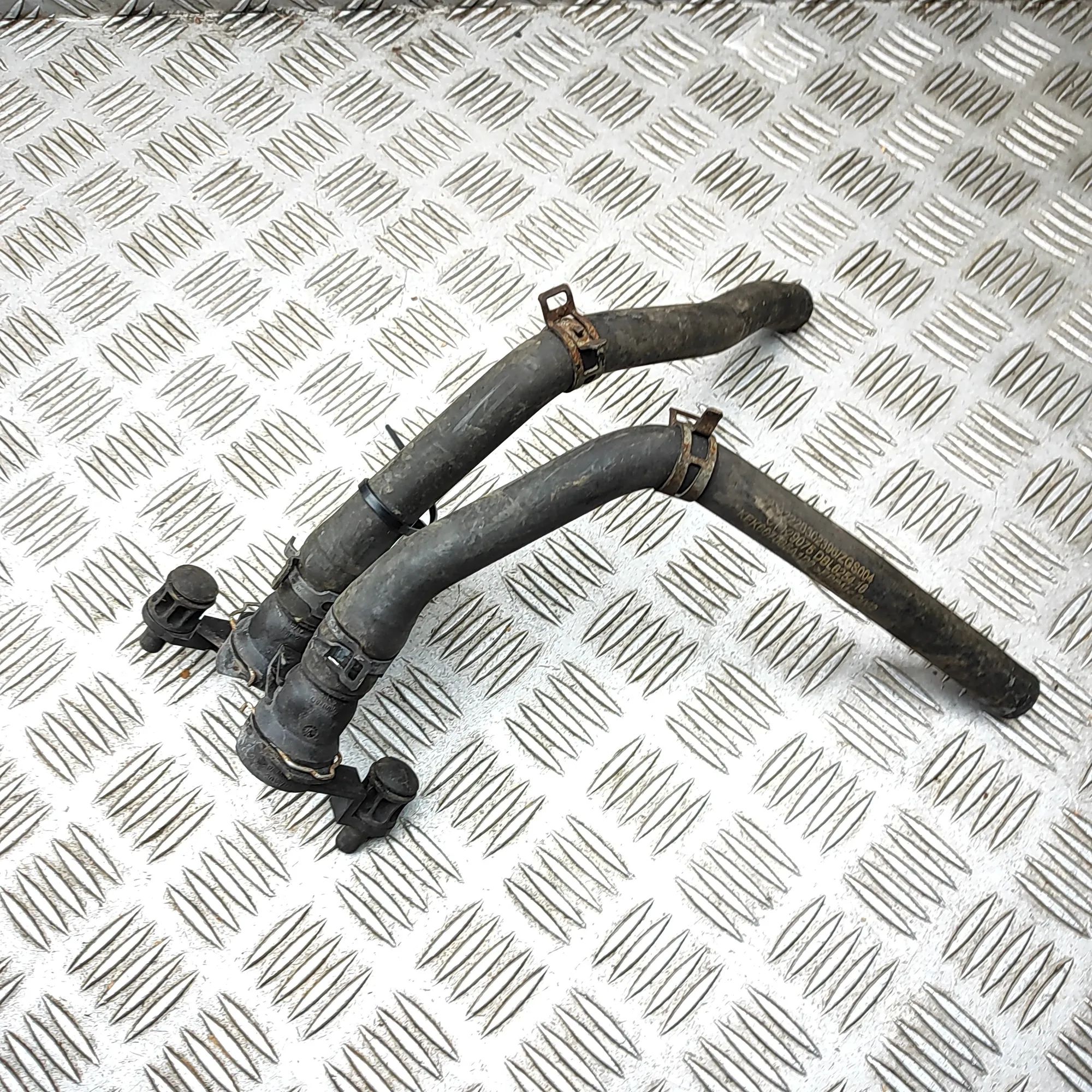 Mercedes-Benz A (W176) Coolant hose Coolant hose — MERCEDES BENZ S-CLASS (W222) (20...