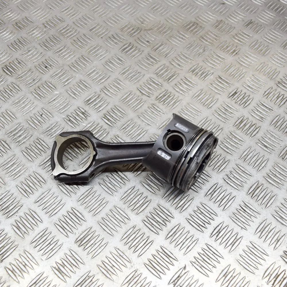 Mercedes-Benz A (W169) Piston Piston — MERCEDES BENZ C W203 (2000-2007) — A61...