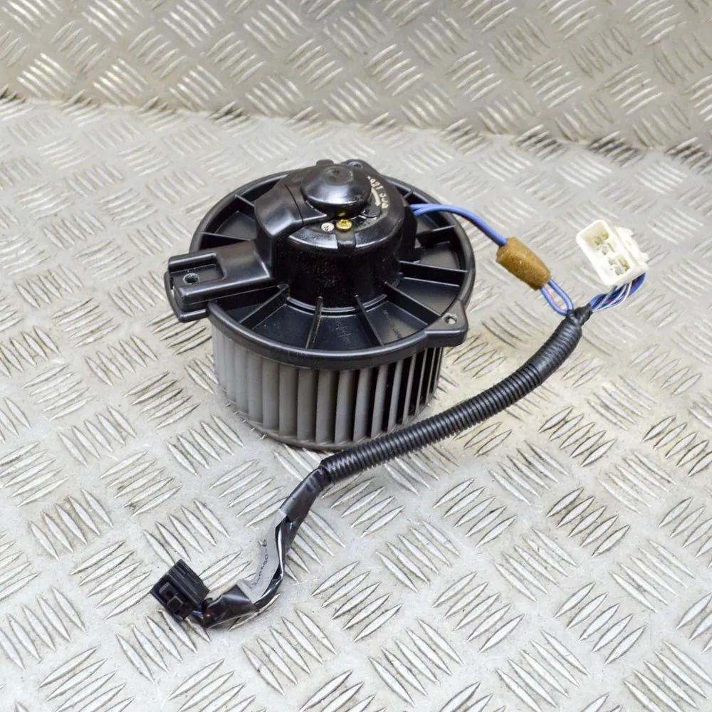 Toyota Yaris Heater Blower Fan Heater Blower Fan — TOYOTA YARIS _P1_ (1999-200...