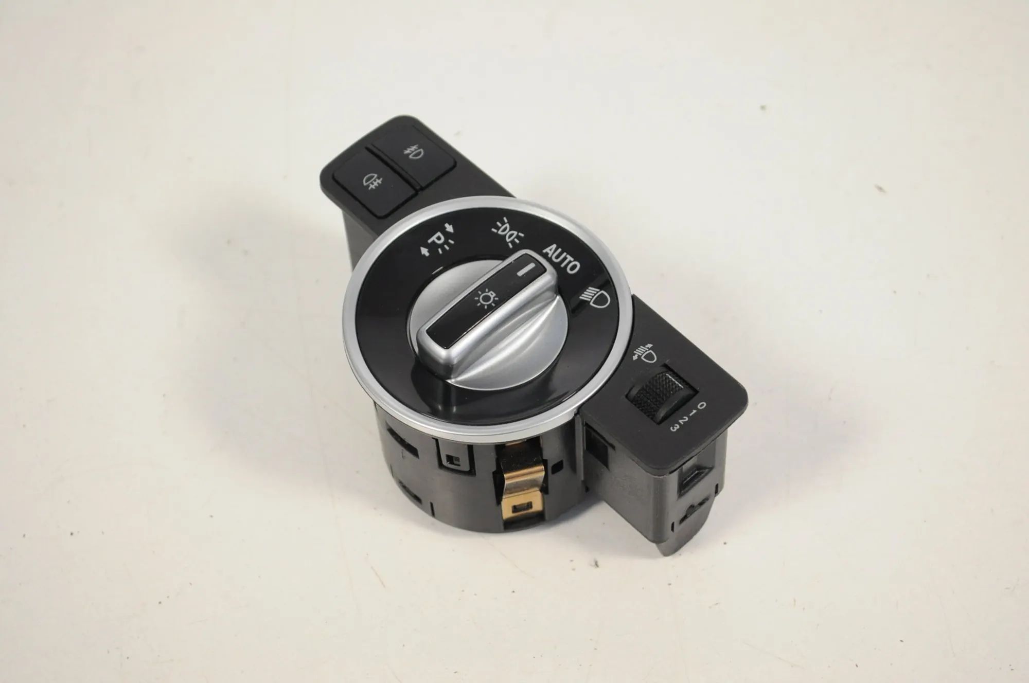 Mercedes-Benz A (W169) Headlight Switch Control Unit Headlight Switch Control Unit — MERCEDES BENZ E...
