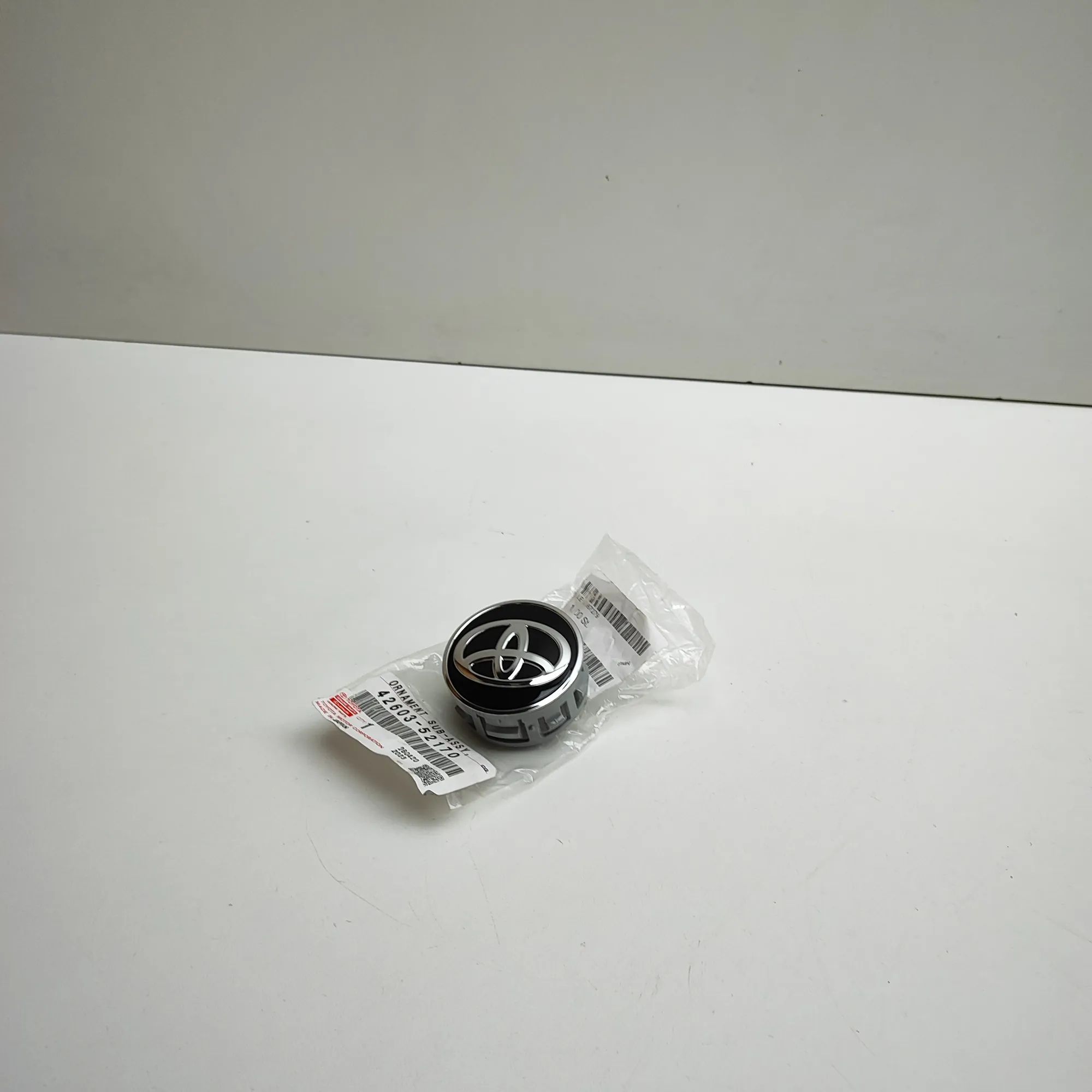 Toyota Corolla rato gaubtas