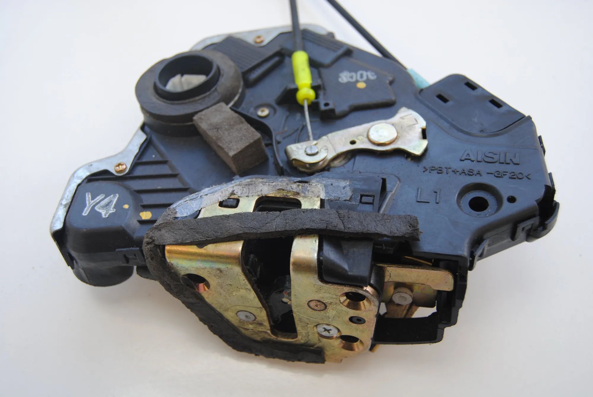 Toyota Corolla Door lock — front left Door lock — front left — TOYOTA COROLLA _E12_ (...