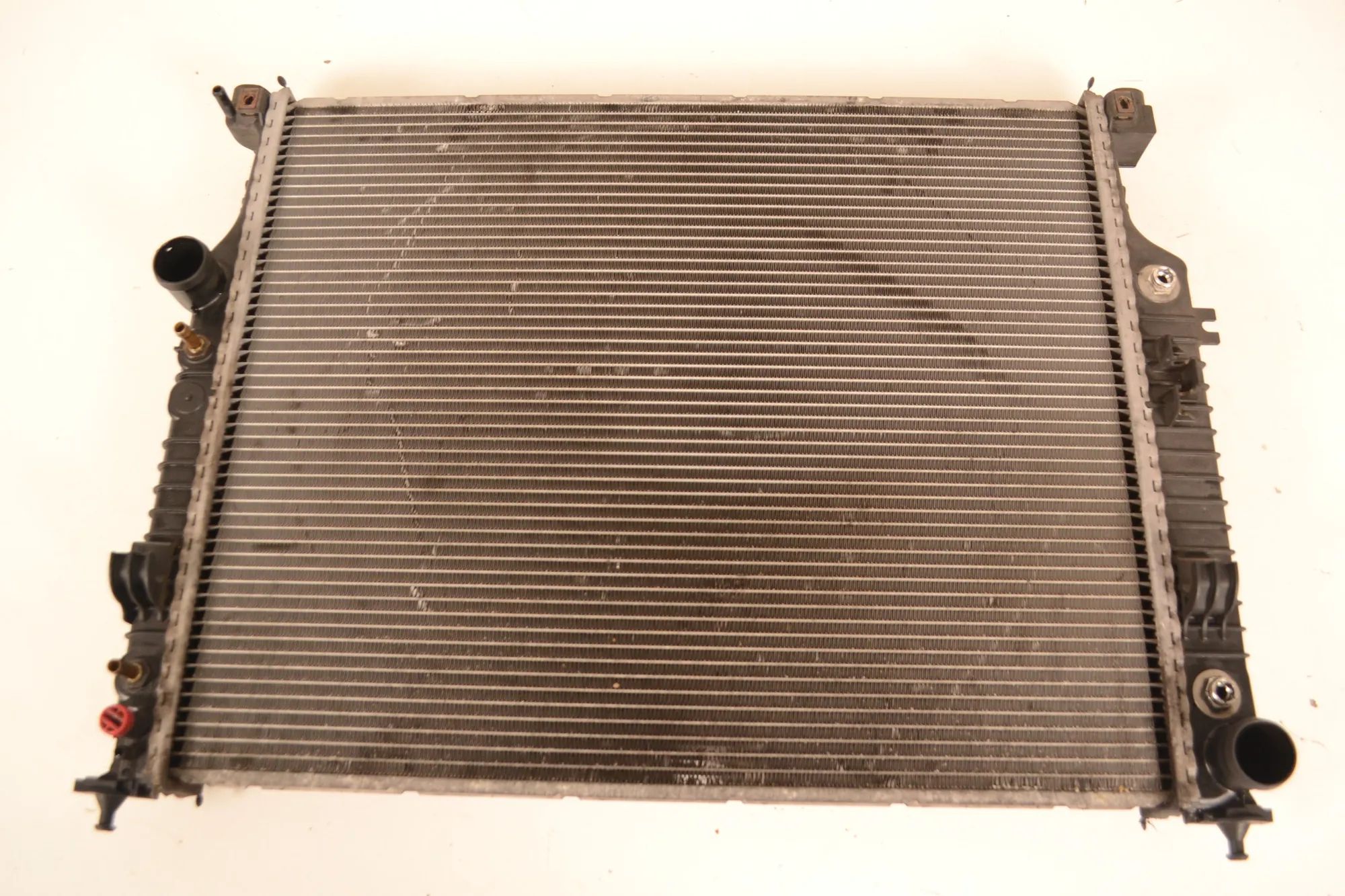 Mercedes-Benz A (W169) Cooling Radiator Cooling Radiator — MERCEDES BENZ R-CLASS (W251)...