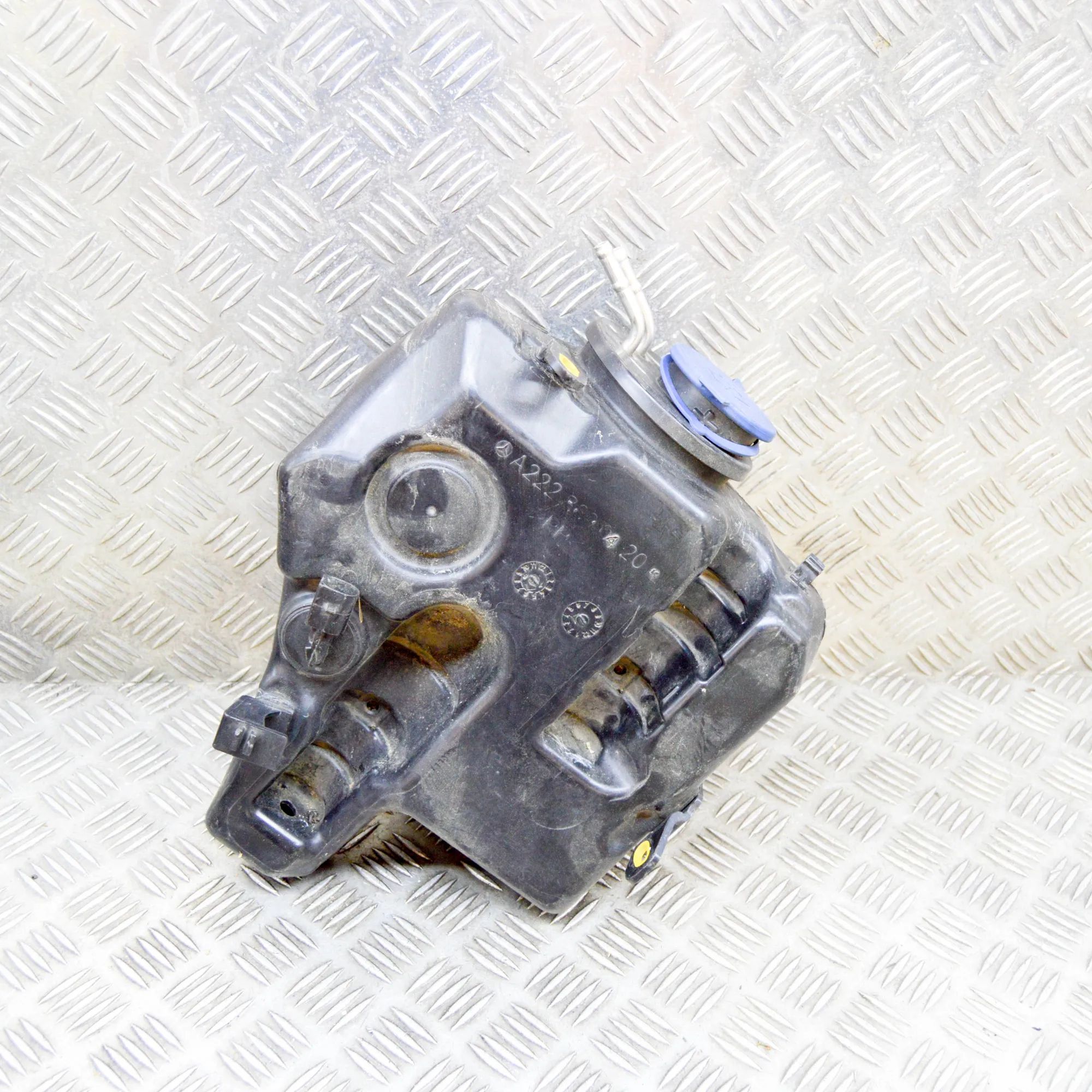 Mercedes-Benz A (W176) Window Washer Tank Window Washer Tank — MERCEDES BENZ S-CLASS (W22...