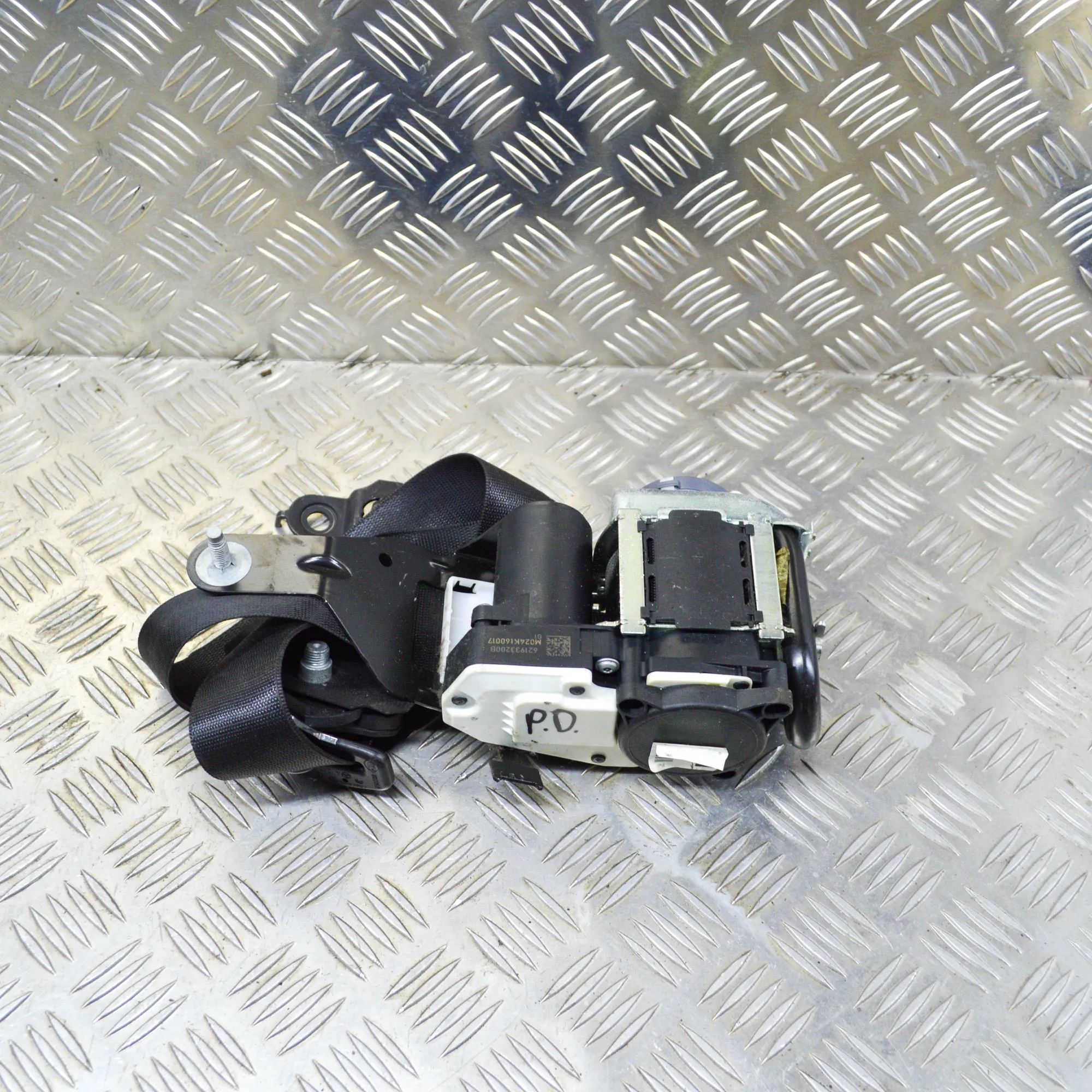 Mercedes-Benz A (W169) Front Right Seatbelt Front Right Seatbelt — MERCEDES BENZ E-CLASS (W...