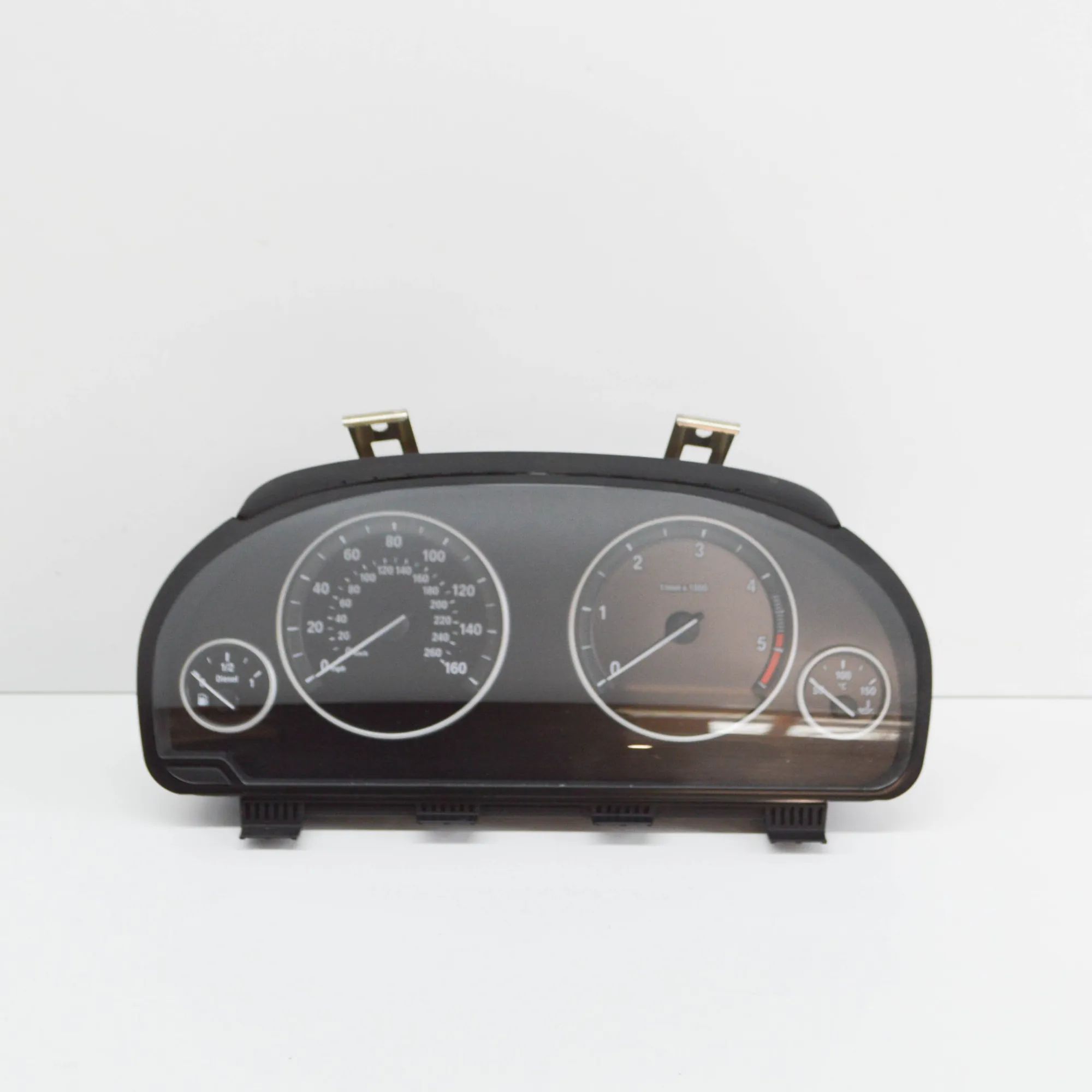 BMW 5 (F10 / F11) Instrument Cluster Speedometer Instrument Cluster Speedometer — BMW 5 Touring ...