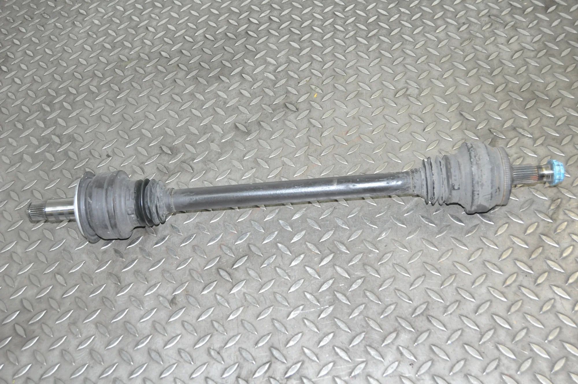 Mercedes-Benz S Coupe (C217) Rear Right Driveshaft Rear Right Driveshaft — MERCEDES BENZ E-CLASS C...