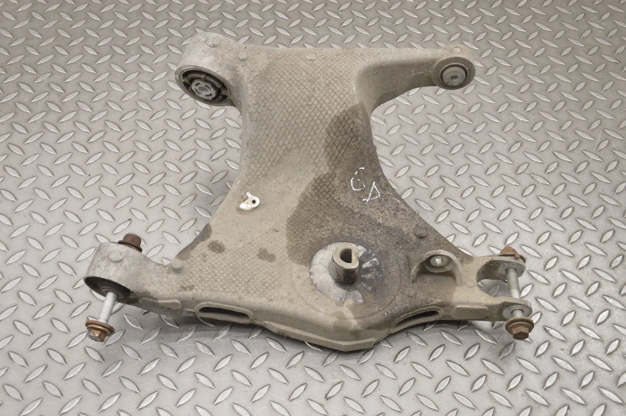 Jaguar XF Rear Right Lower Control Arm Rear Right Lower Control Arm — JAGUAR XF X260 (...