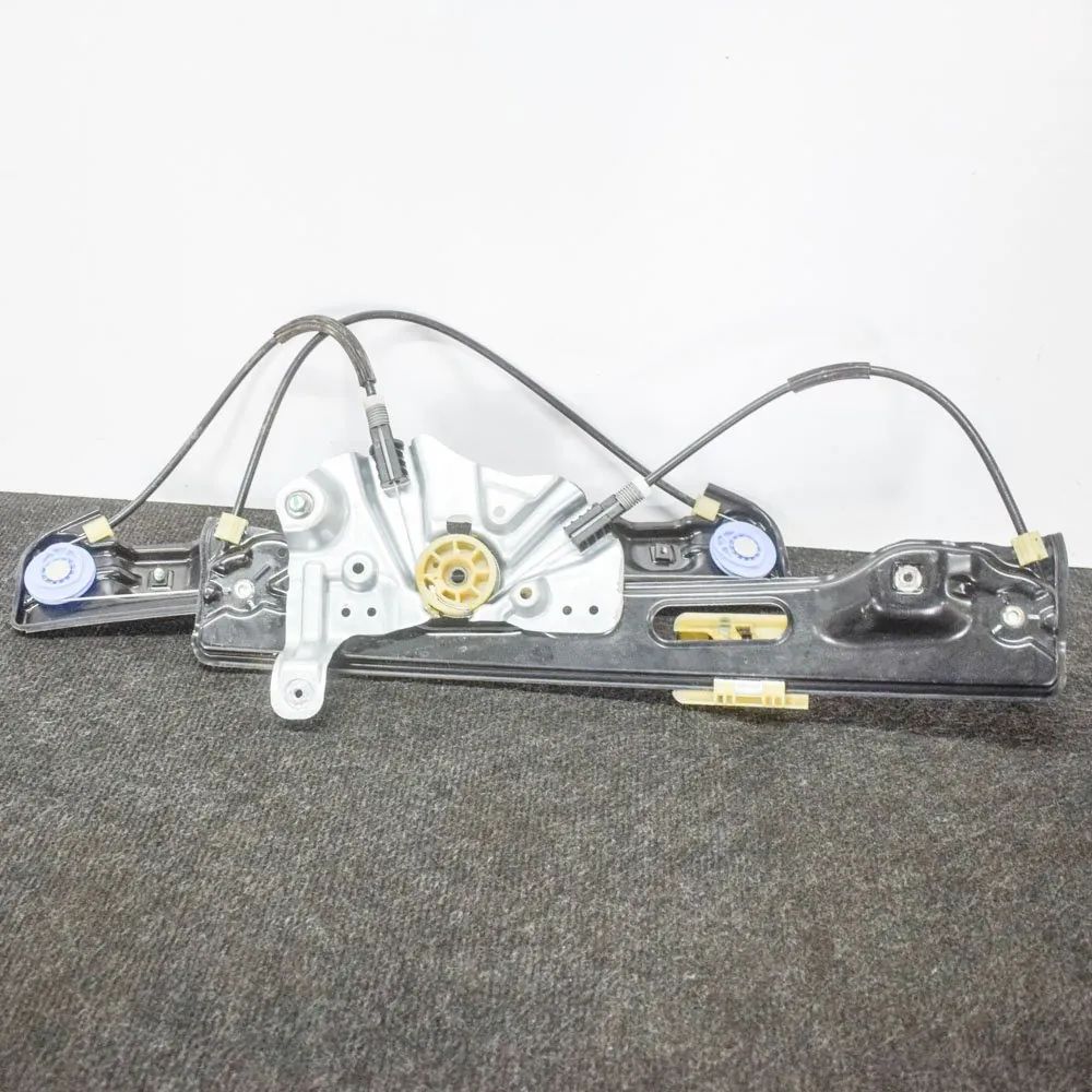 Chevrolet Malibu Front Right Door Window Regulator Front Right Door Window Regulator — CHEVROLET M...