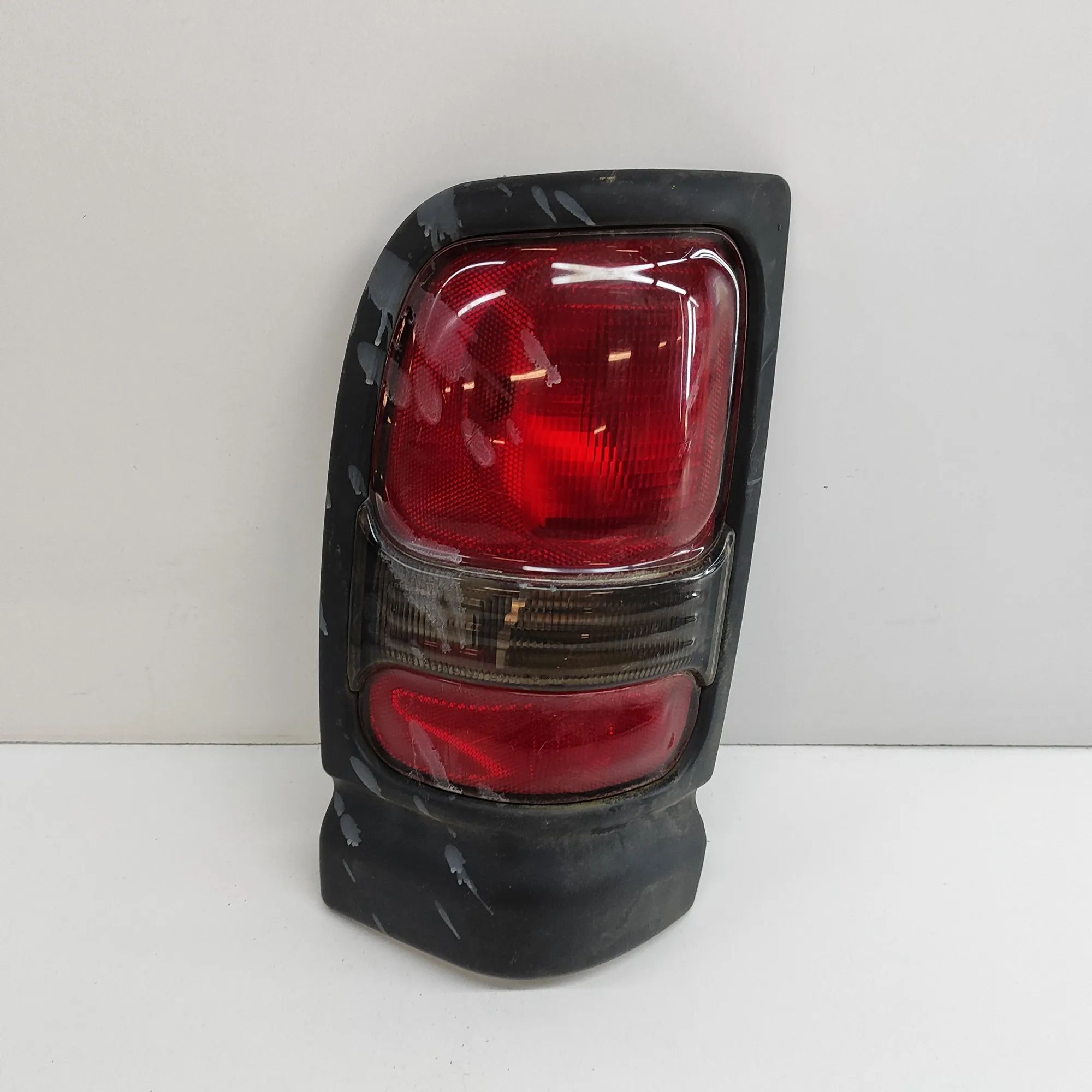 Dodge Ram Rear Left Tail Light Rear Left Tail Light — DODGE RAM 2500 Cab & Cha...
