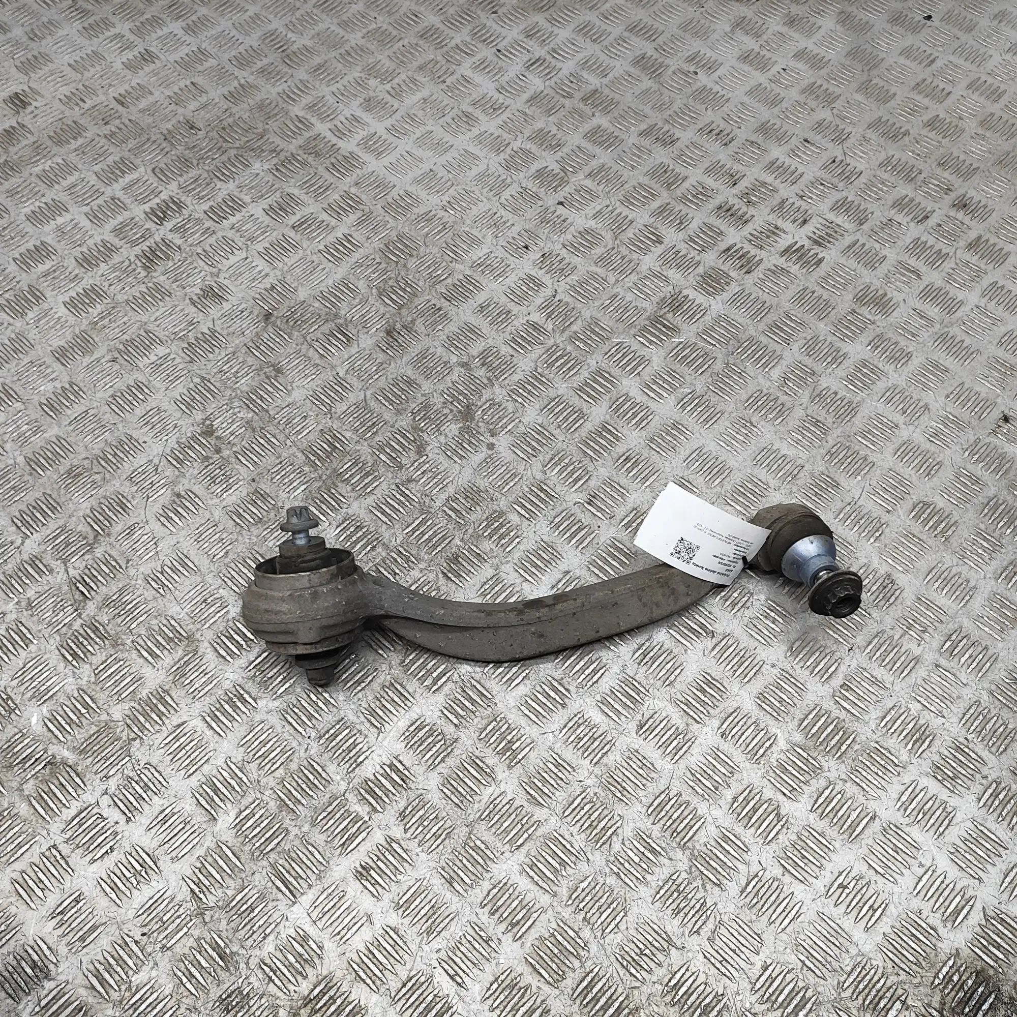 Mercedes-Benz A (W176) Front Right Curved Control Arm Front Right Curved Control Arm — MERCEDES BENZ ...