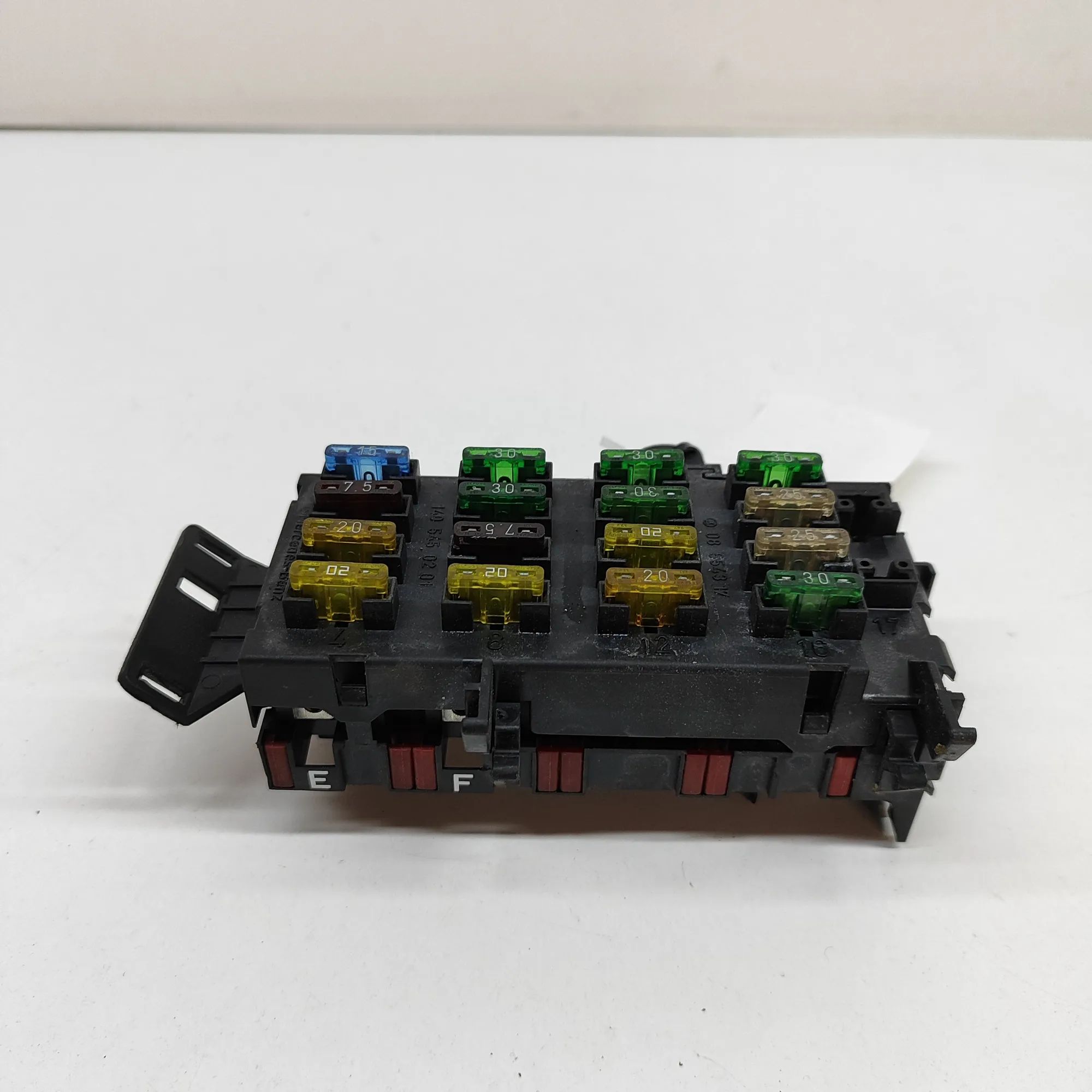 Mercedes-Benz 200 - 500 / E (W124) Fuse Box Module