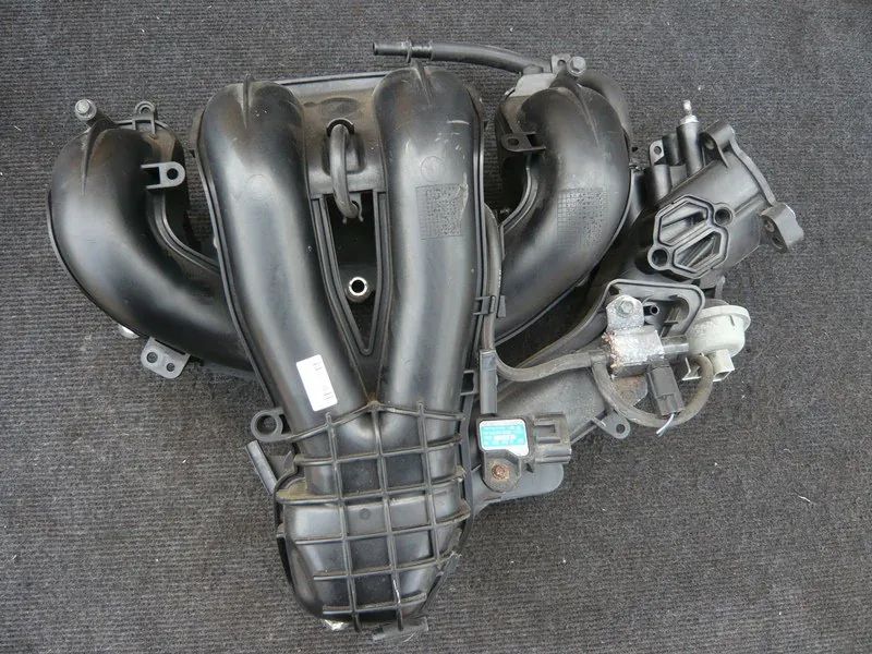 Mazda 6 (GG / GY) впускной коллектор Intake Manifold — MAZDA 6 Hatchback GH (2007-20...