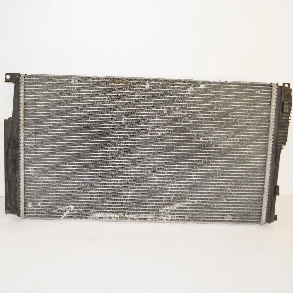 BMW 1 (E81 / E82 / E87 / E88) Cooling Radiator Cooling Radiator — BMW 1 F20 (2010-2019) — 7600...