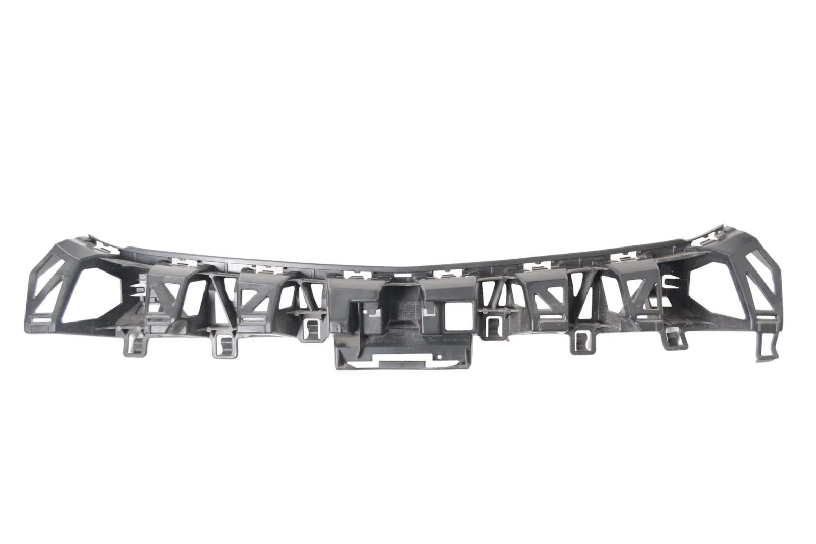 Mercedes-Benz A (W176) Rear Bumper Middle Bracket Rear Bumper Middle Bracket — MERCEDES BENZ S-CL...