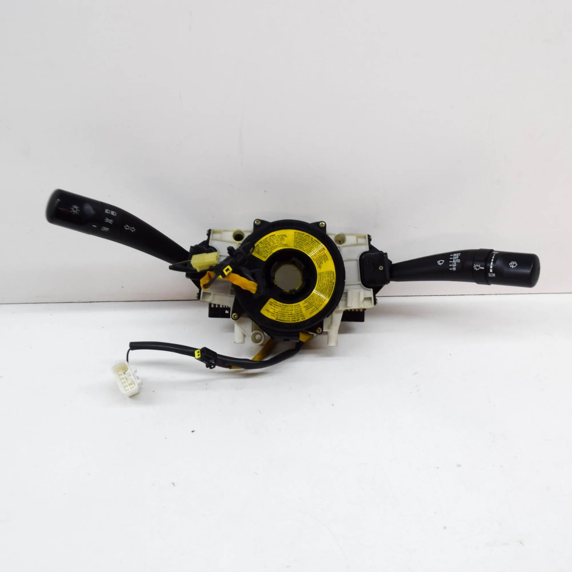 Ssangyong Rexton Indicator Wiper Stalk Switch Indicator Wiper Stalk Switch — SSANGYONG REXTON...