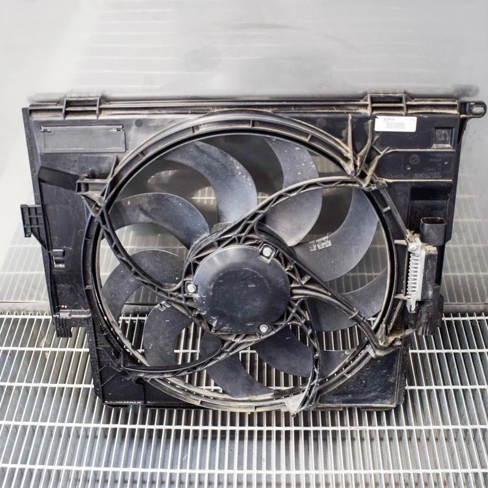 BMW 1 (E81 / E82 / E87 / E88) Engine Cooling Fan Shroud Engine Cooling Fan Shroud — BMW 1 F20 (2010-201...