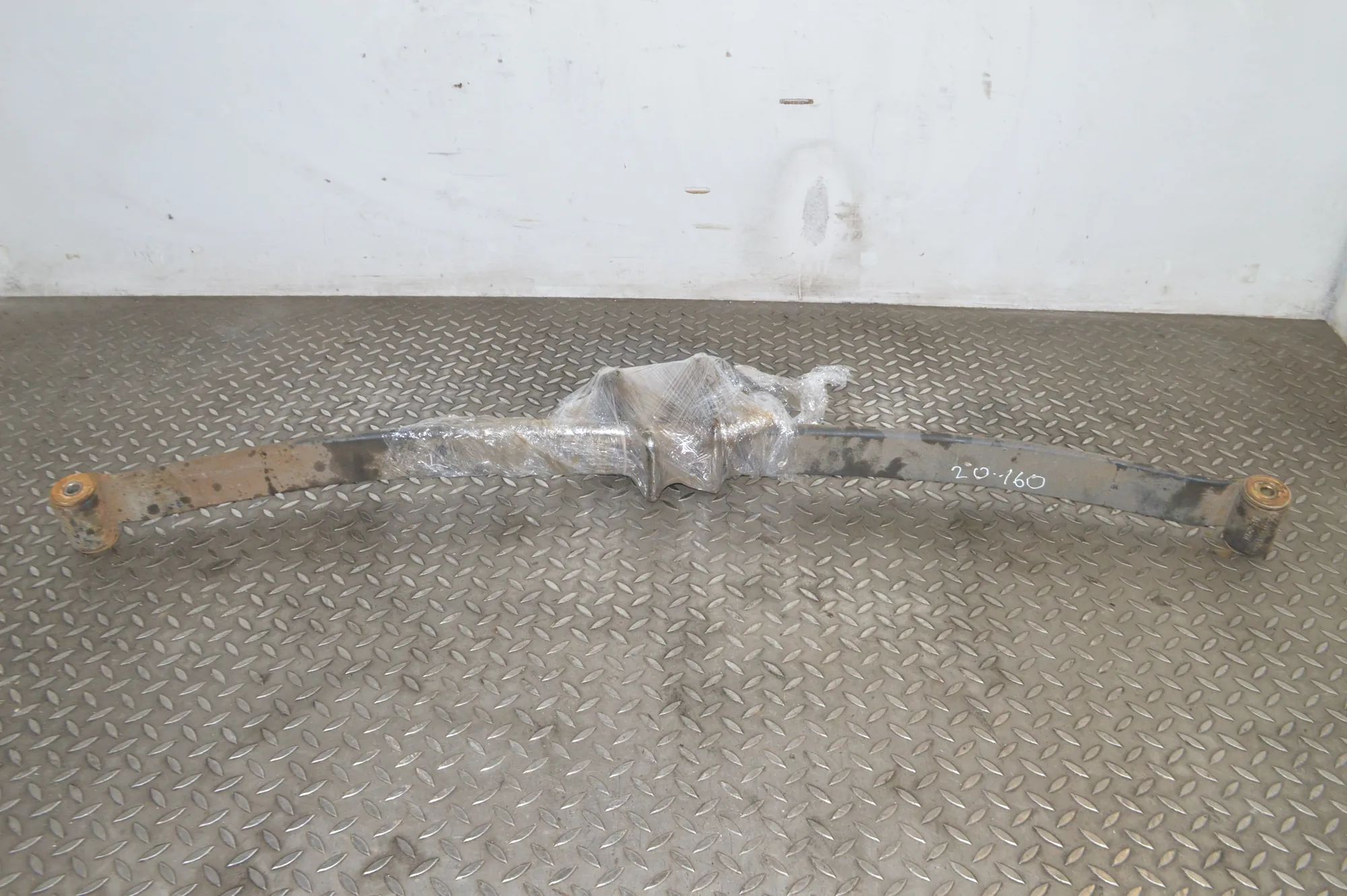 Iveco Daily Rear Left Leaf Spring Rear Left Leaf Spring — IVECO DAILY V Van/Estat...