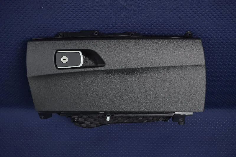 BMW 1 (E81 / E82 / E87 / E88) Glove Compartment Glove compartment — BMW 1 F20 (2010-2019)

Gene...