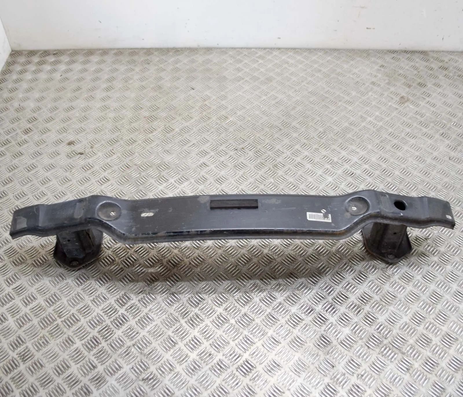BMW 1 (E81 / E82 / E87 / E88) Rear Crash Reinforcement Bar Rear Crash Reinforcement Bar — BMW 1 F20 (2010-...