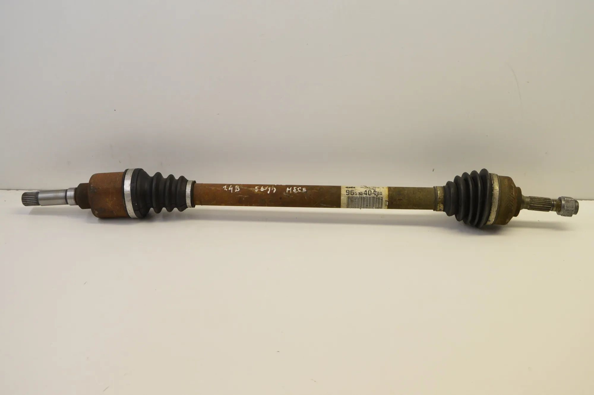Peugeot 207 Front Right Driveshaft Front Right Driveshaft — PEUGEOT 207 WA_, WC_ (...