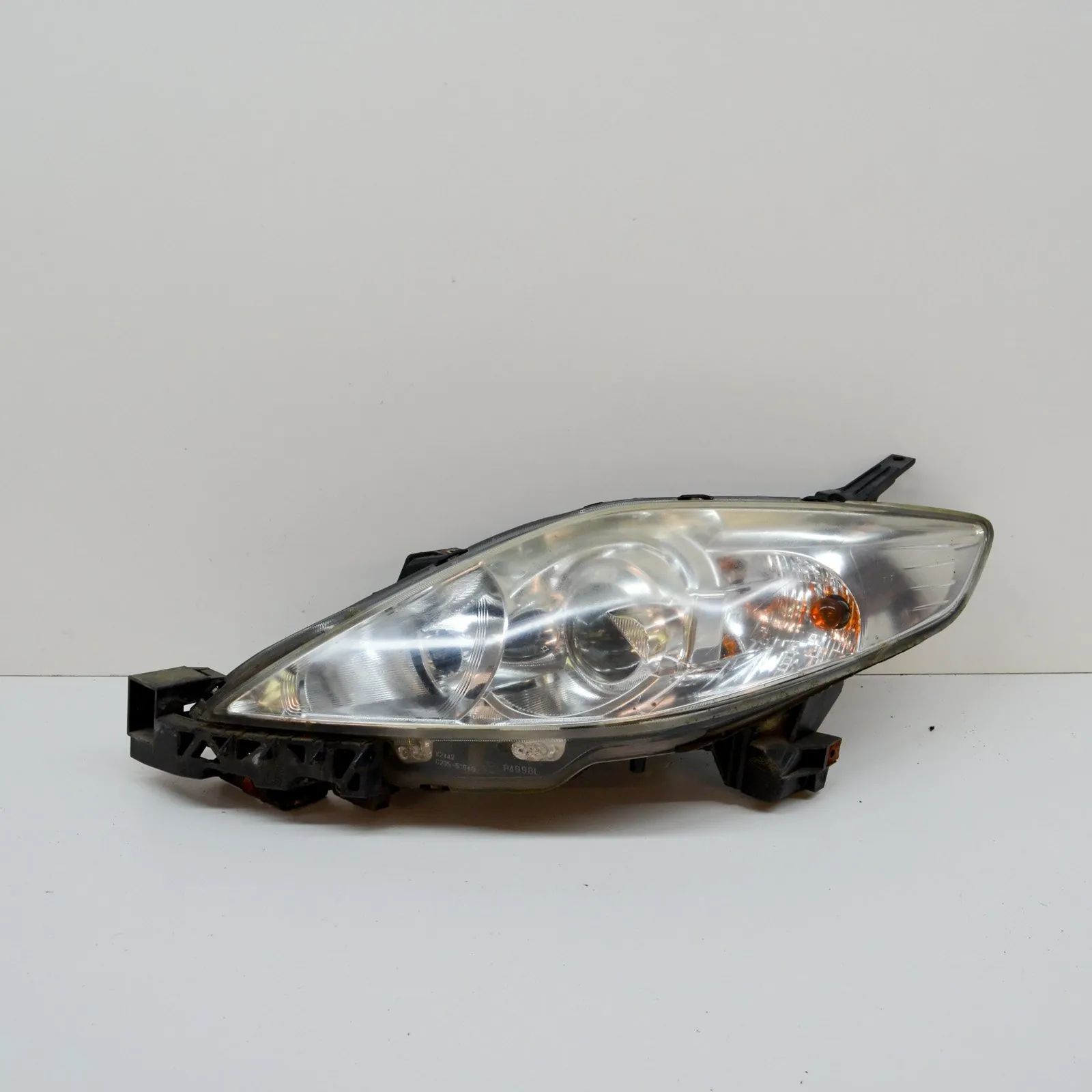 Mazda 5 (CR) Front Left Headlight Front Left Headlight — MAZDA 5 CR19 (2005-2010)...