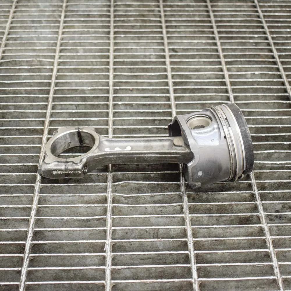 Dacia Sandero Piston Piston — DACIA SANDERO II (2012-PRESENT) — 1210...