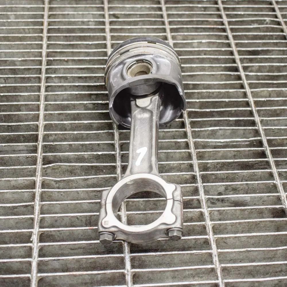 Dacia Sandero Piston Piston — DACIA SANDERO II (2012-PRESENT) — 1210...