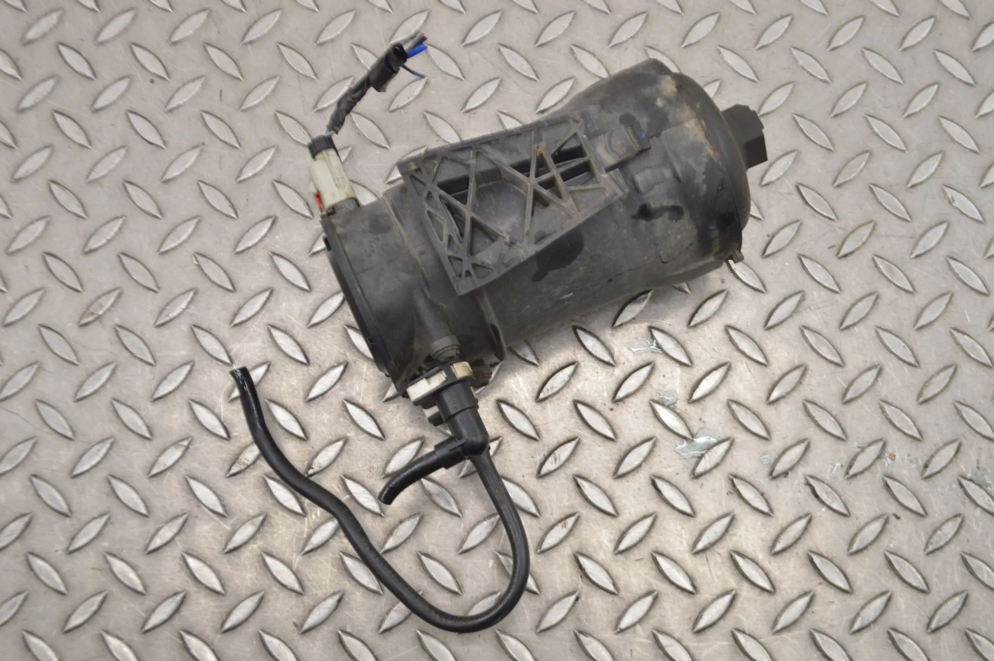 Ford Transit Custom / Tourneo Custom Корпуса топливного фильтра Fuel filter housing — FORD TRANSIT CUSTOM Minib...