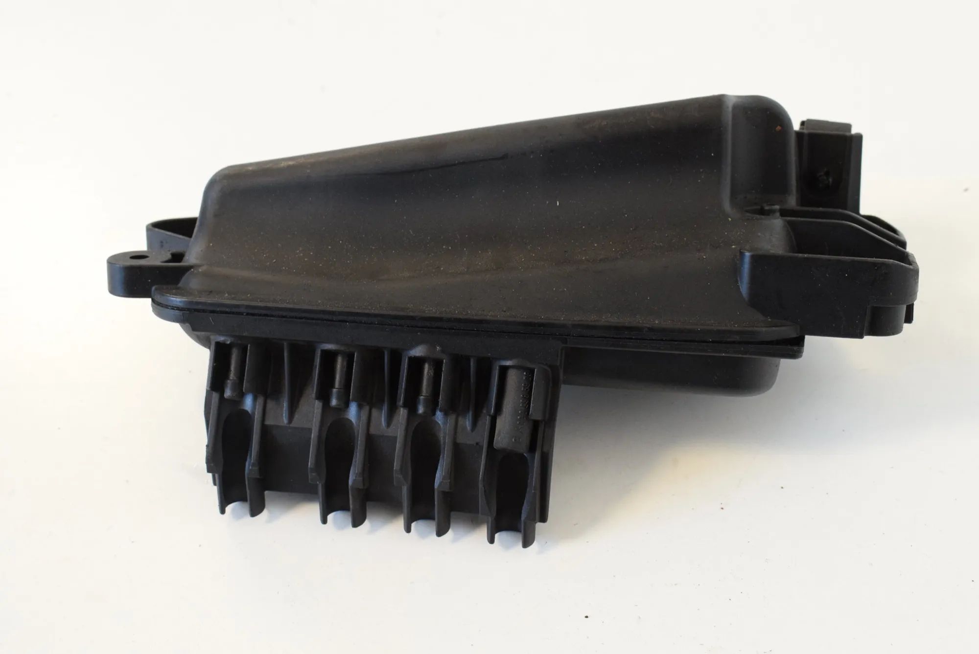 Mercedes-Benz A (W169) Vacuum reservoir Vacuum reservoir — MERCEDES BENZ E-CLASS (W212)...