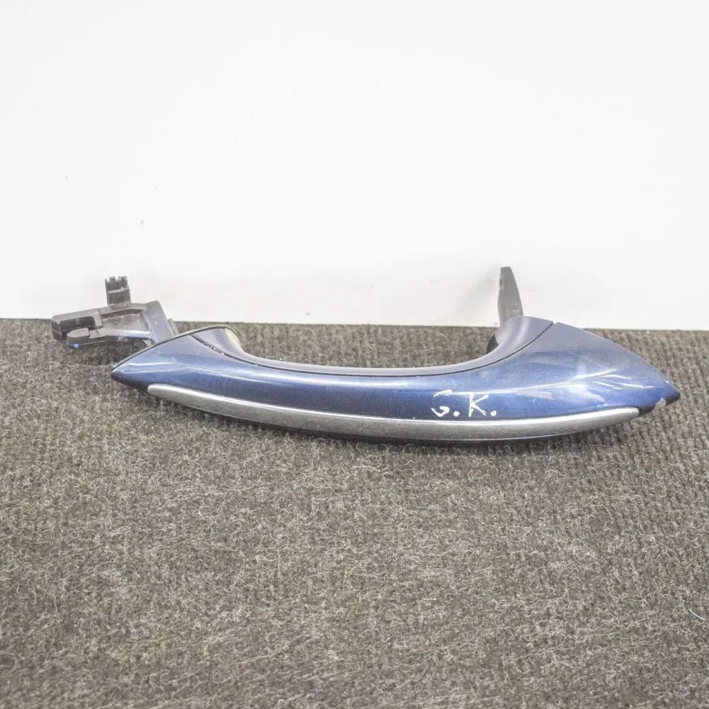 BMW 5 (F10 / F11) Rear Left Door Exterior Handle Rear Left Door Exterior Handle — BMW 5 Touring ...