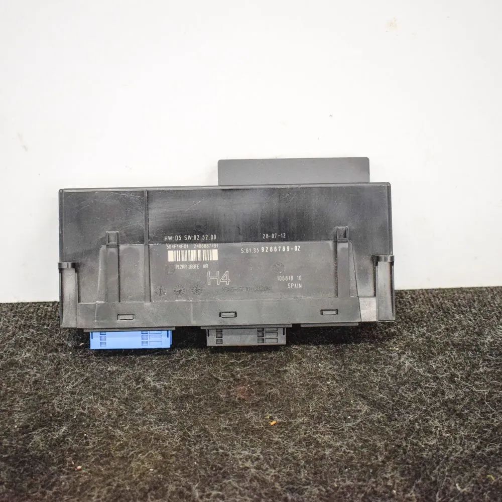 BMW 1 (E81 / E82 / E87 / E88) Comfort Control Unit Comfort Control Unit — BMW 1 Cabrio E88 (2008-2...